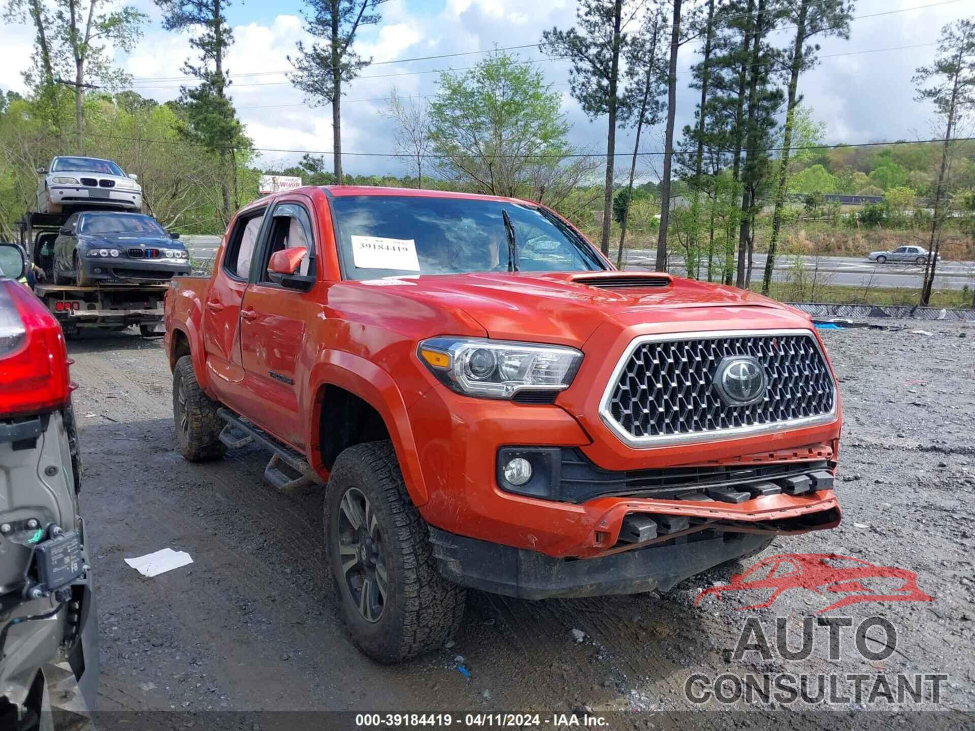 TOYOTA TACOMA 2018 - 5TFCZ5AN8JX132281