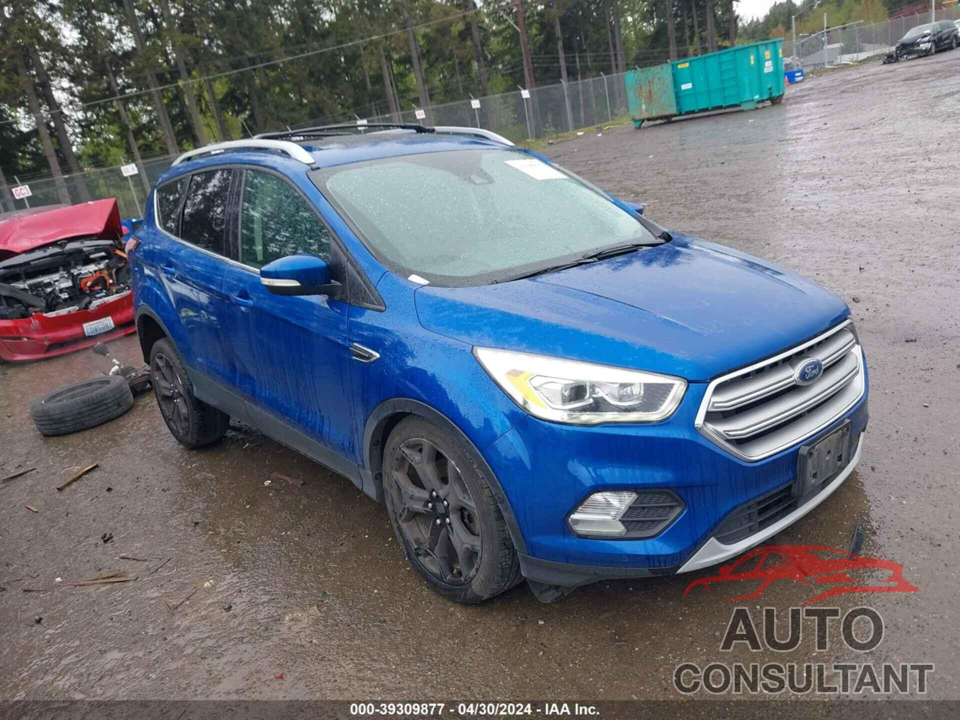 FORD ESCAPE 2017 - 1FMCU9J97HUA23777