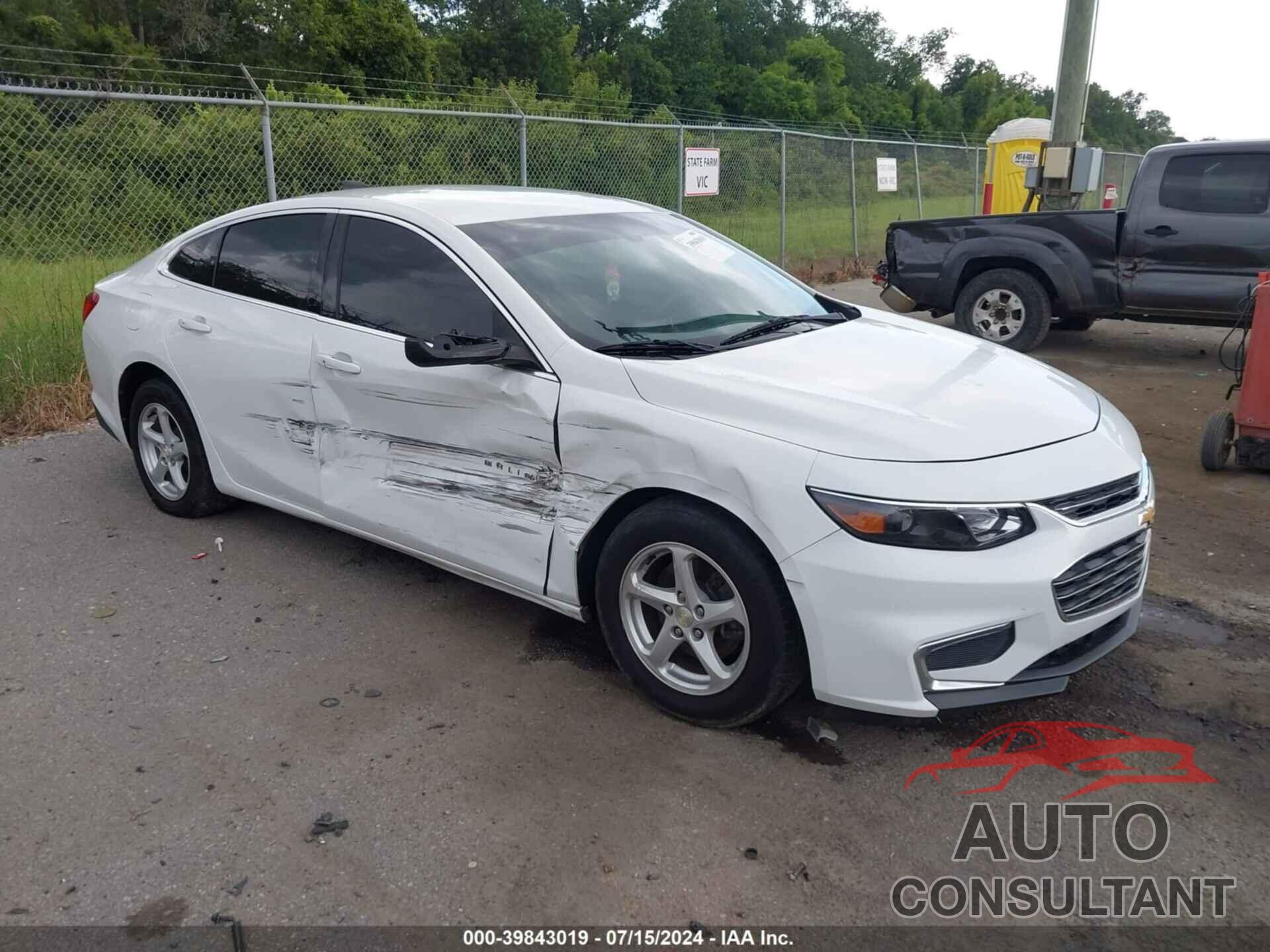 CHEVROLET MALIBU 2017 - 1G1ZC5ST5HF100308