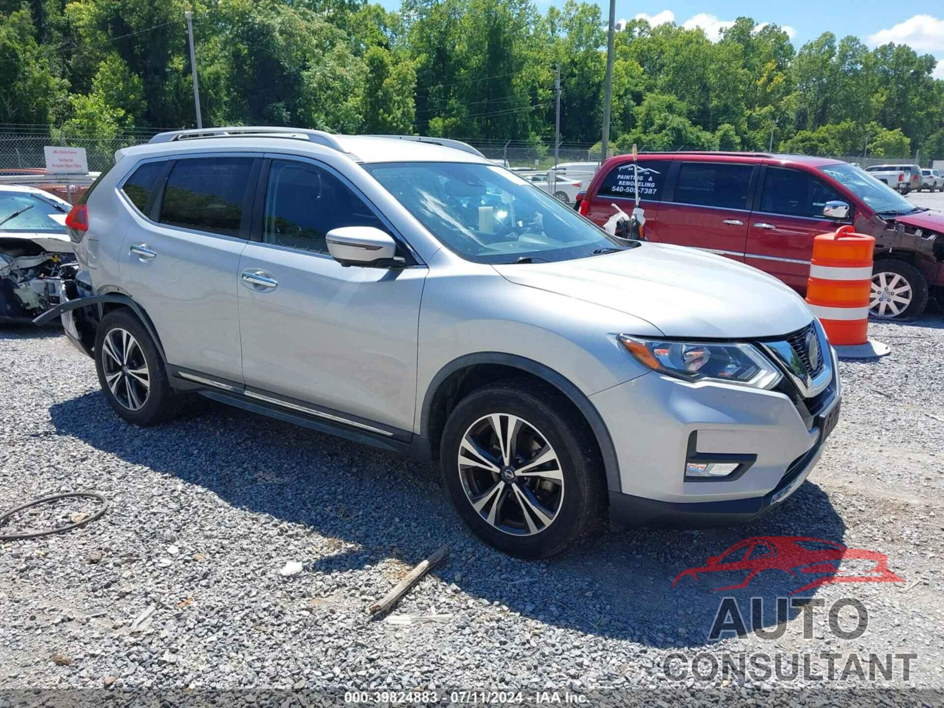 NISSAN ROGUE 2018 - JN8AT2MV0JW318152