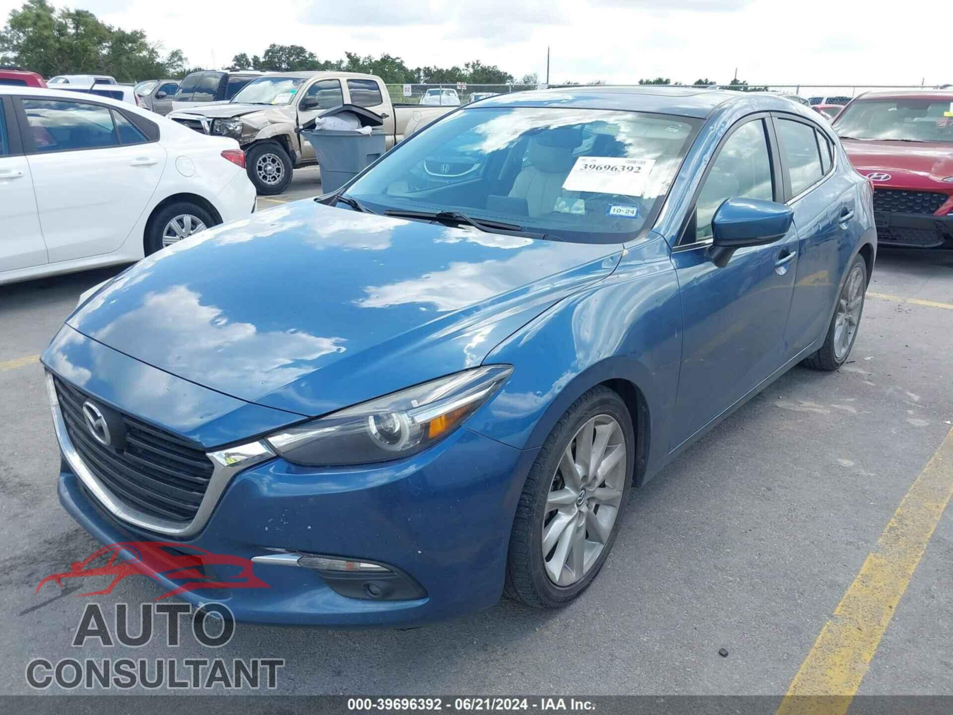 MAZDA MAZDA3 2017 - 3MZBN1M36HM150155