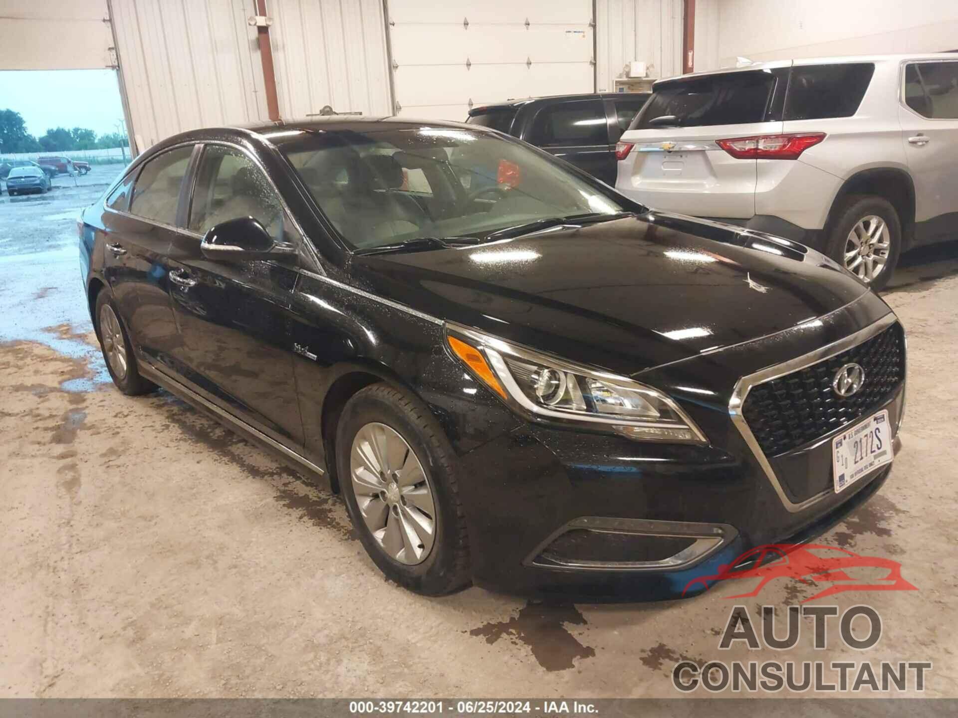 HYUNDAI SONATA HYBRID 2016 - KMHE24L12GA030323