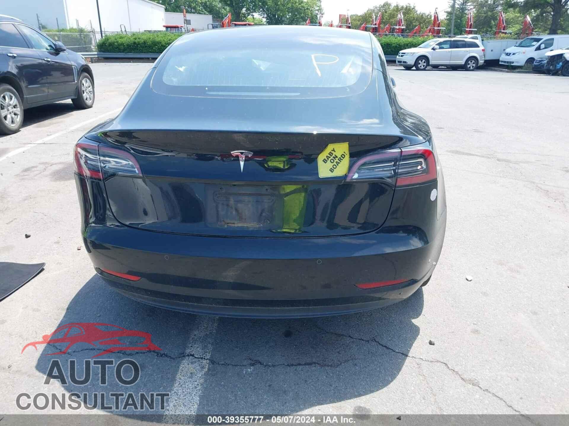 TESLA MODEL 3 2018 - 5YJ3E1EA6JF176253