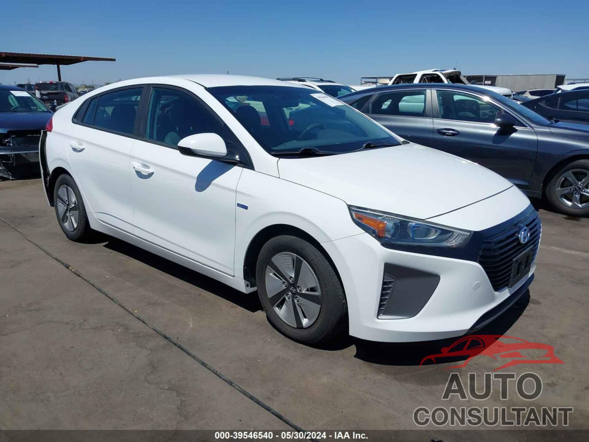 HYUNDAI IONIQ HYBRID 2019 - KMHC65LC4KU174126