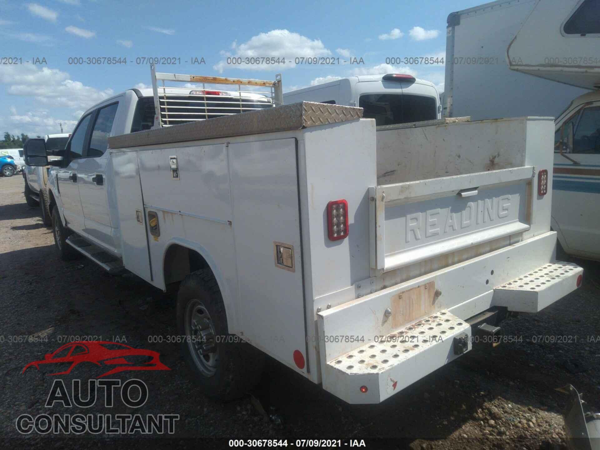 FORD SUPER DUTY F-350 SRW 2017 - 1FT8W3B61HEE31336