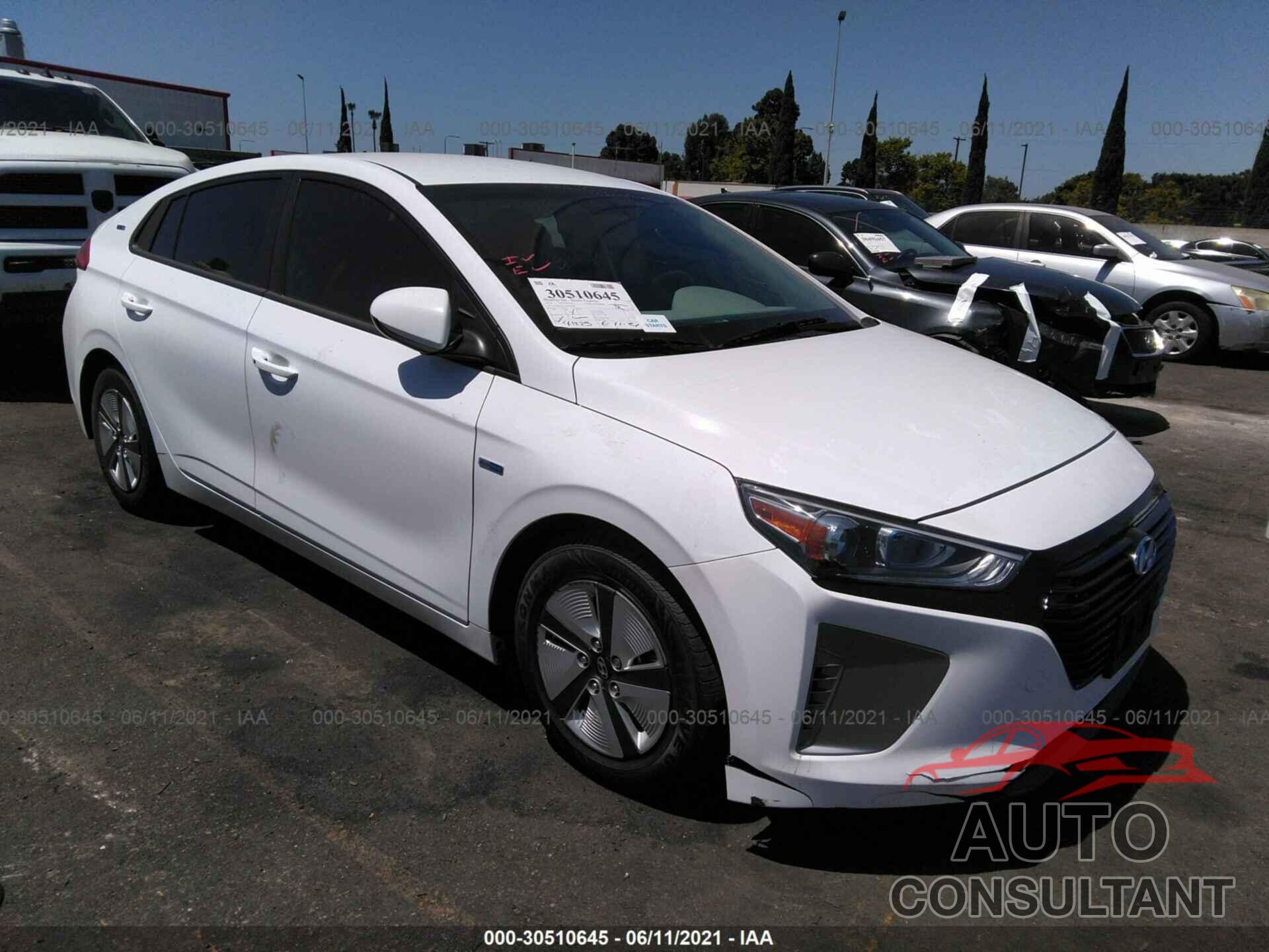 HYUNDAI IONIQ HYBRID 2018 - KMHC65LC0JU084440