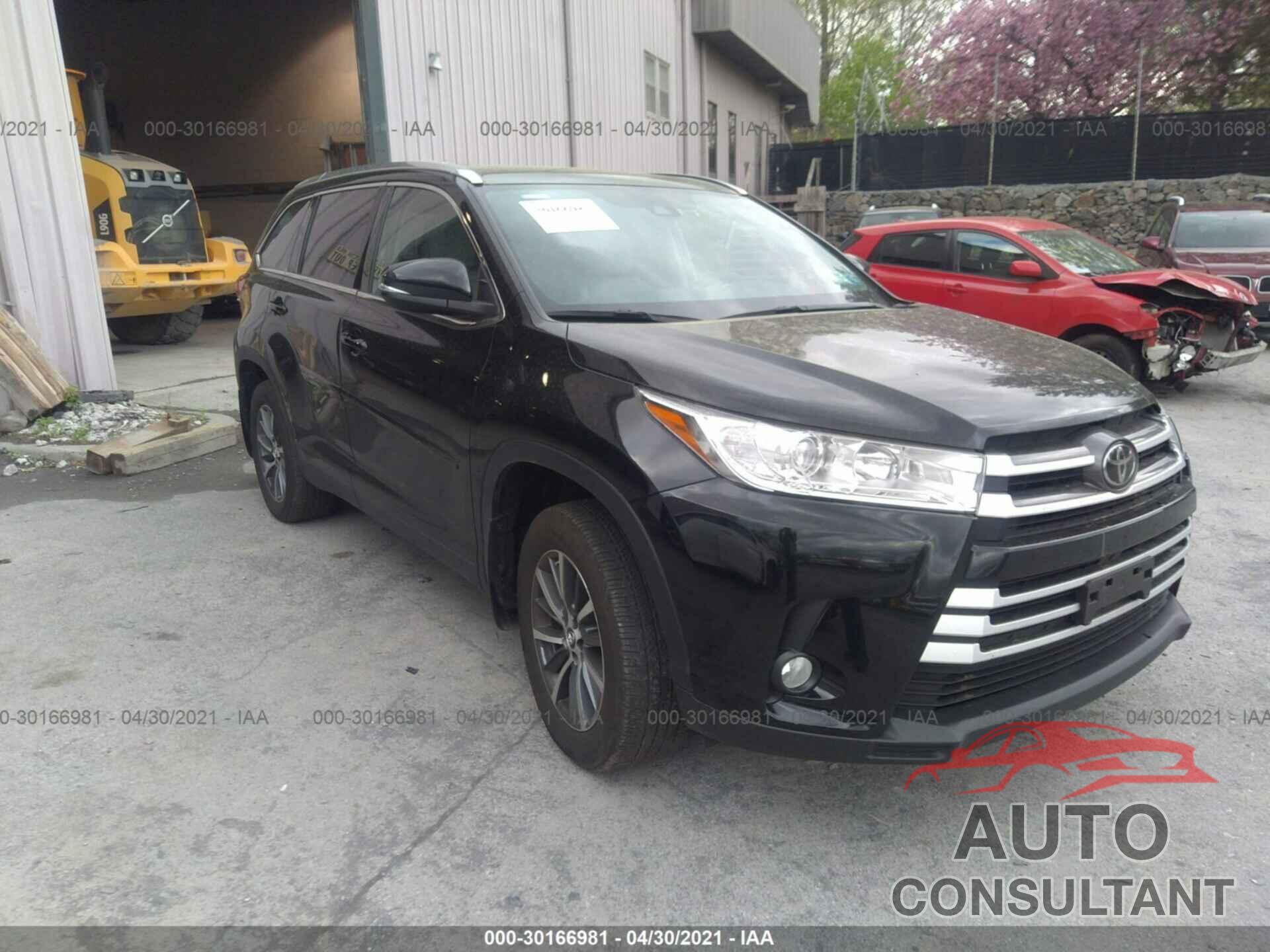 TOYOTA HIGHLANDER 2019 - 5TDJZRFH6KS578793