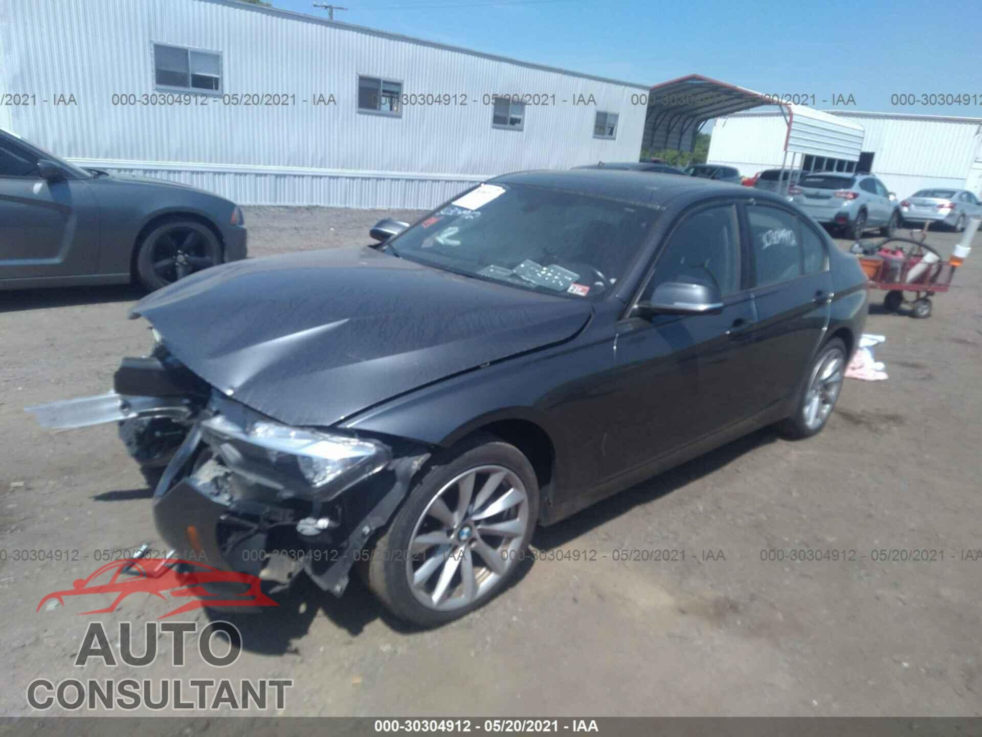 BMW 3 SERIES 2016 - WBA8E5G55GNU21659