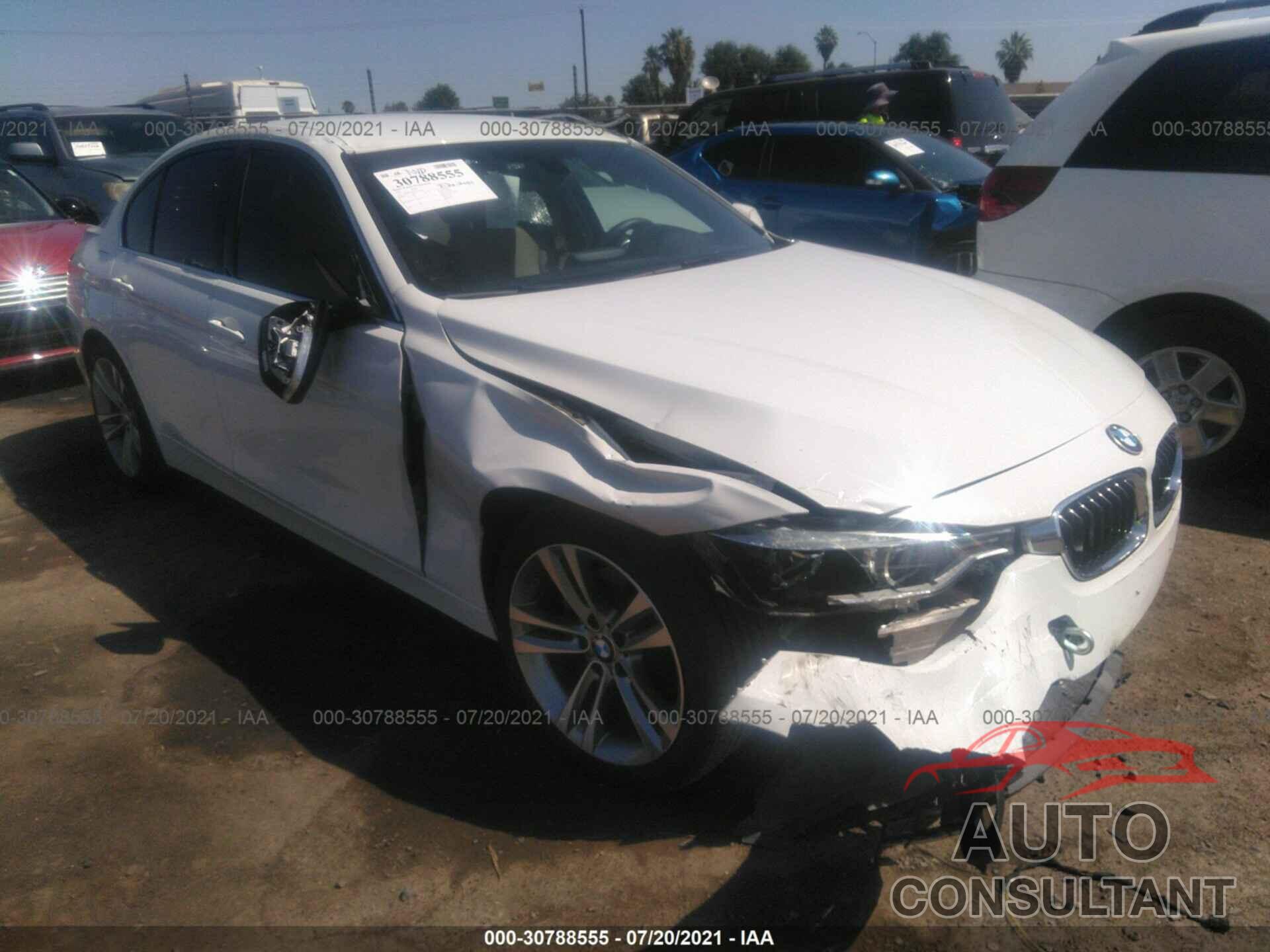 BMW 3 SERIES 2018 - WBA8B9G54JNV00182
