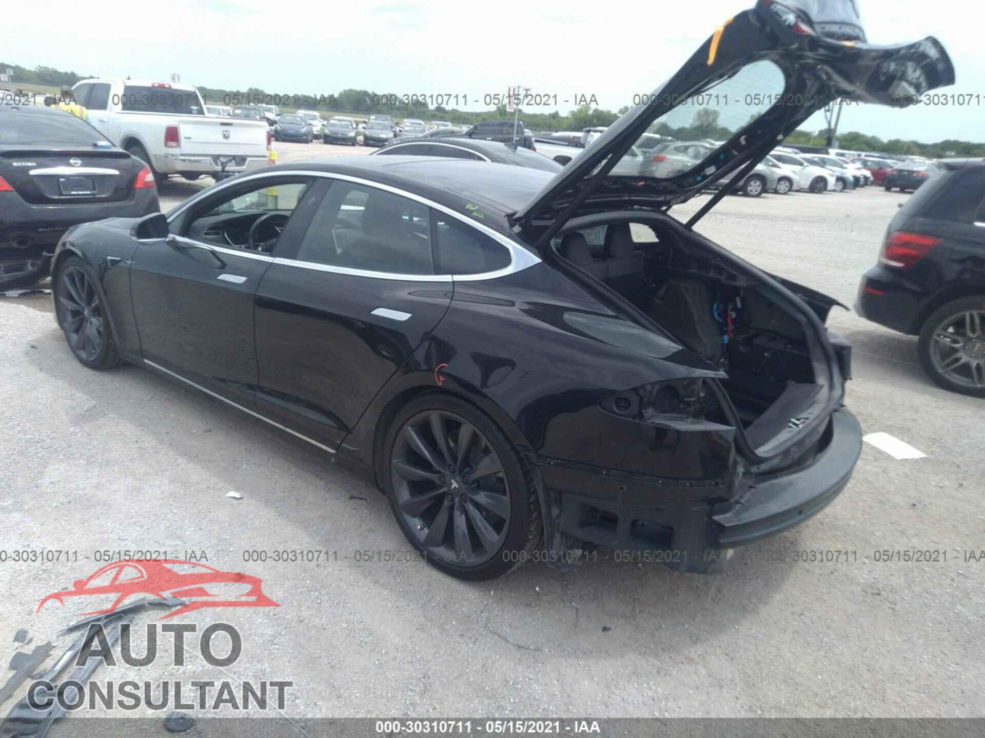TESLA MODEL S 2017 - 5YJSA1E2XHF219275