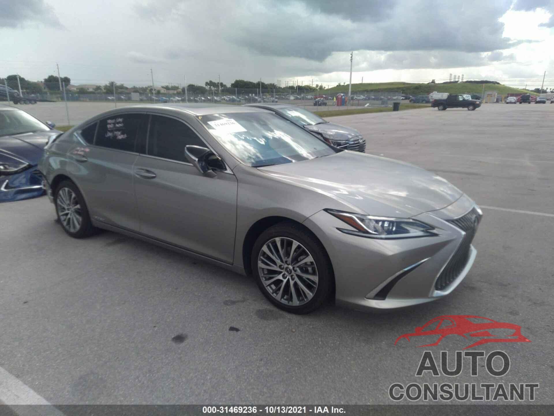 LEXUS ES 2019 - 58AB21B14KU003840