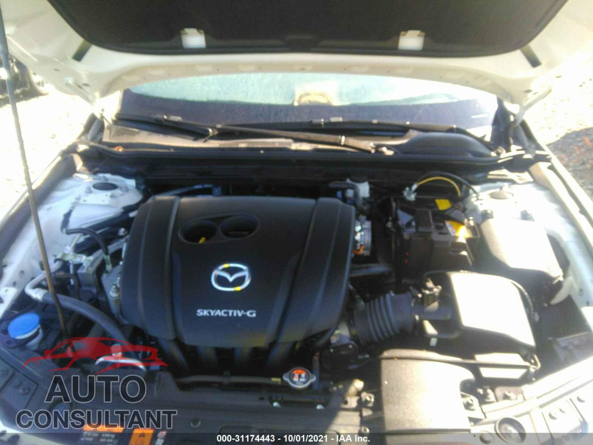 MAZDA MAZDA3 HATCHBACK 2019 - JM1BPBJMXK1146176