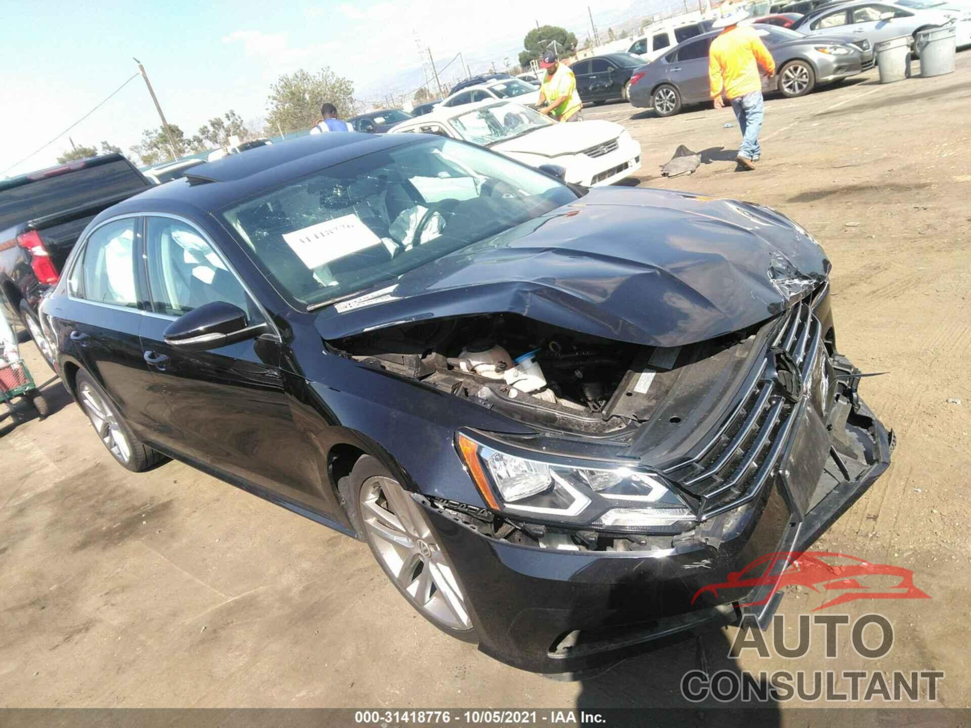 VOLKSWAGEN PASSAT 2018 - 1VWBA7A38JC024499