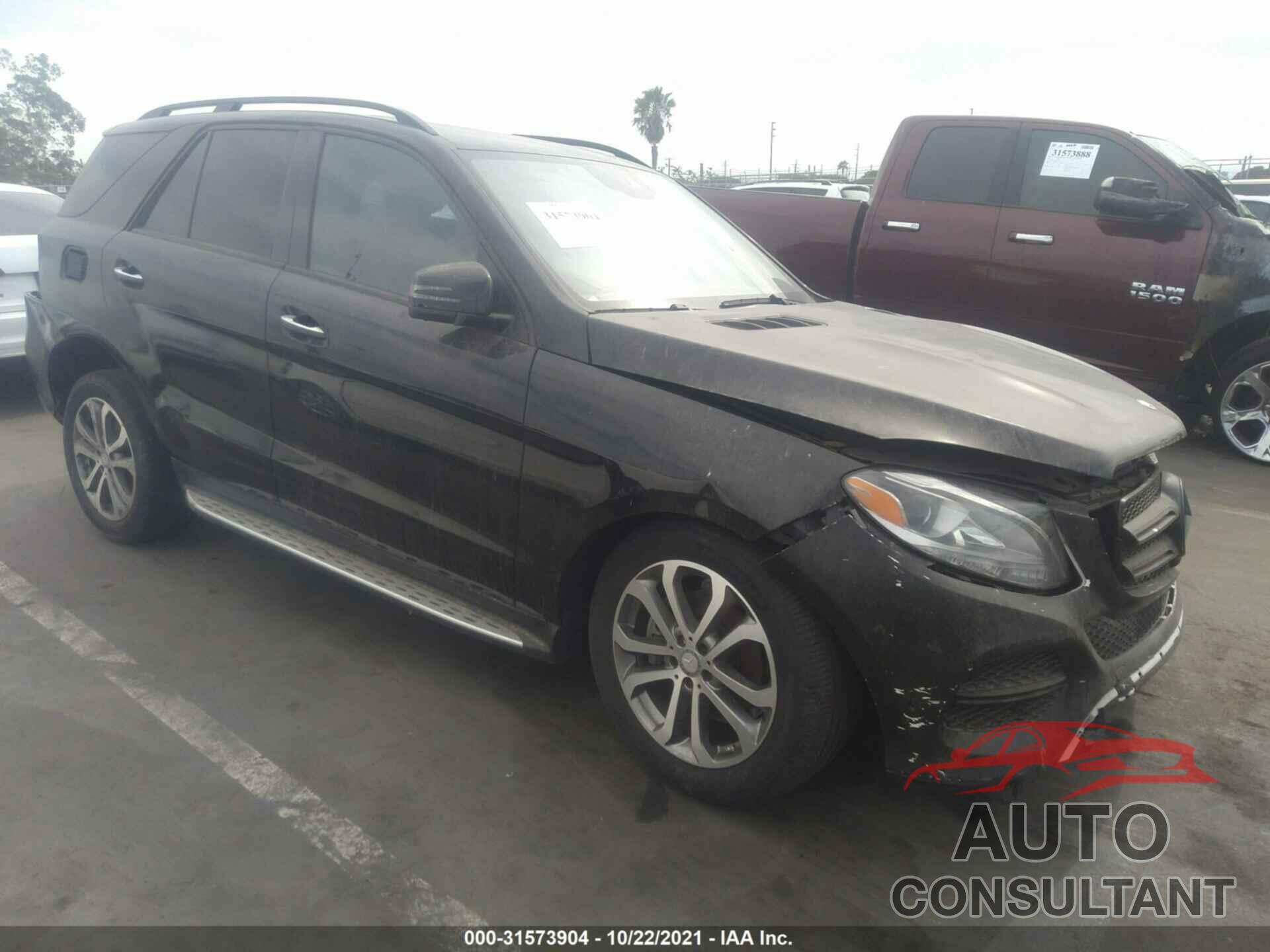 MERCEDES-BENZ GLE 2018 - 4JGDA5JB1JB201600