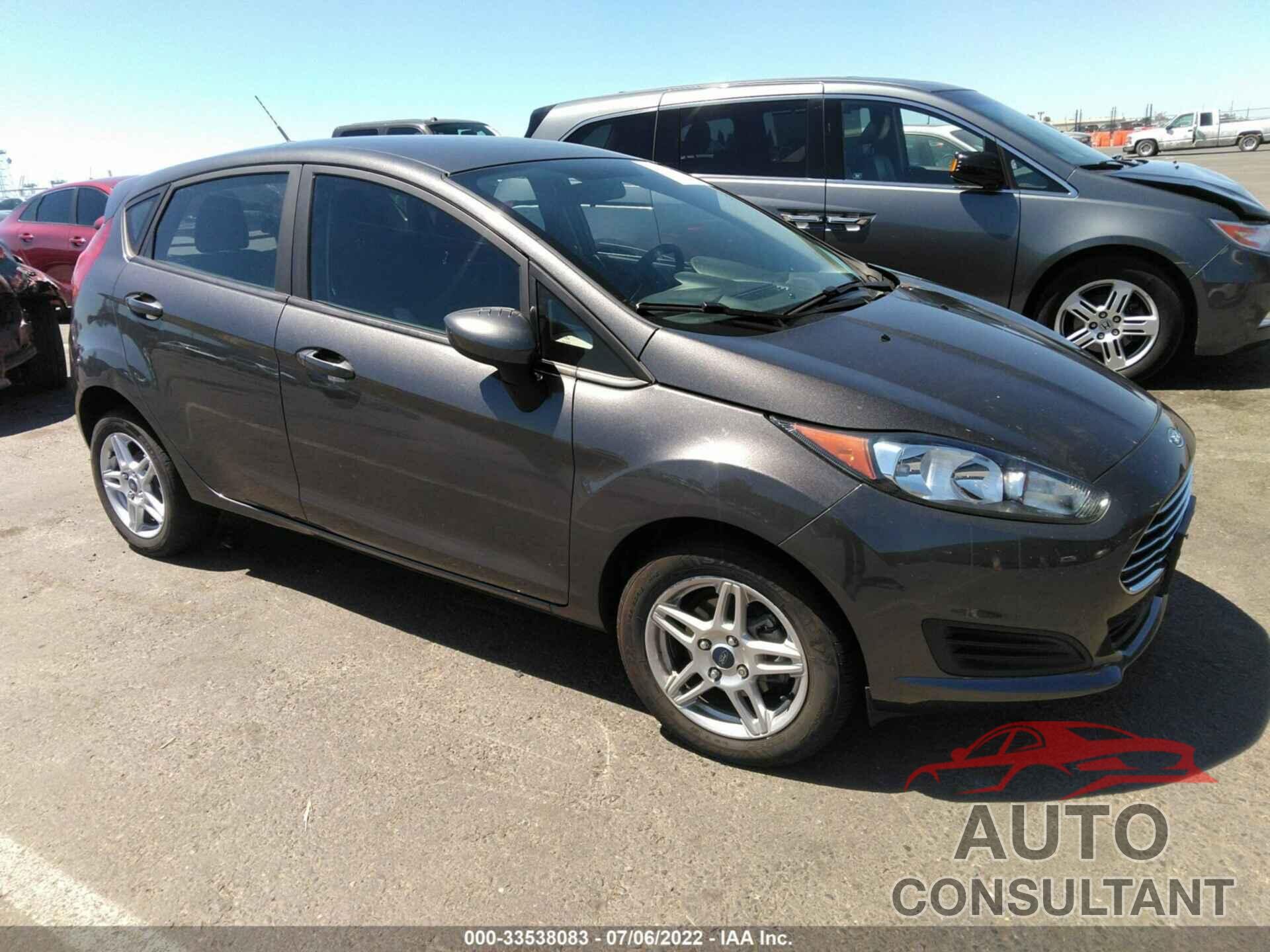 FORD FIESTA 2017 - 3FADP4EJ5HM159813