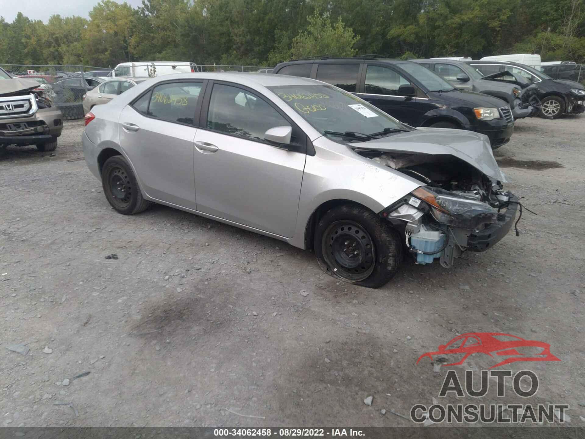 TOYOTA COROLLA 2018 - 2T1BURHE7JC110679
