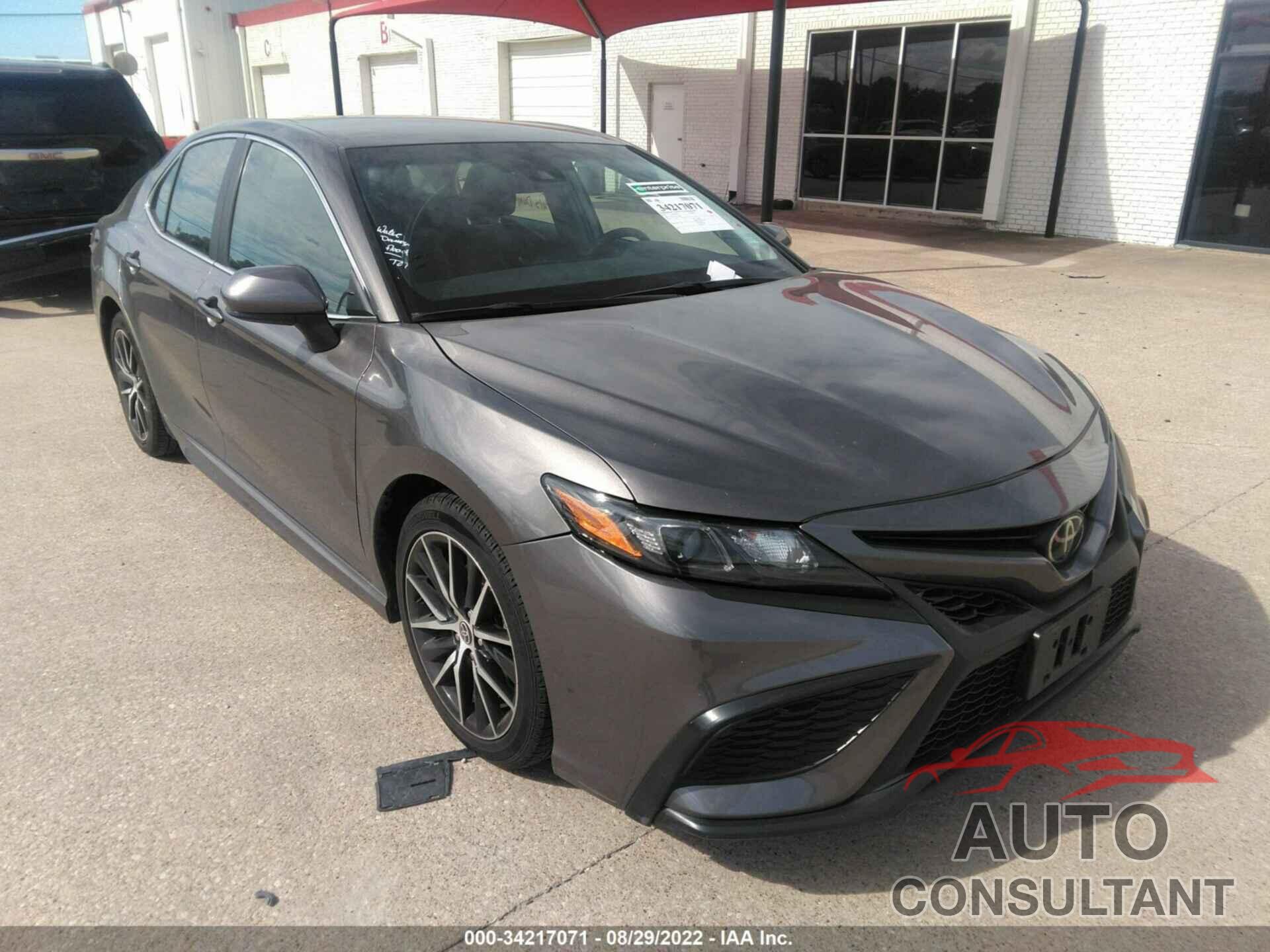 TOYOTA CAMRY 2021 - 4T1G11AK7MU524872