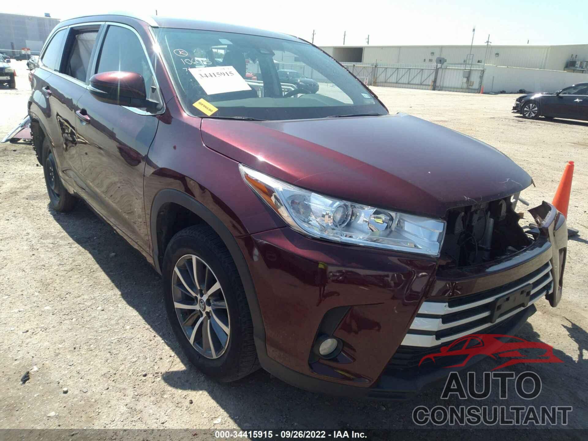 TOYOTA HIGHLANDER 2018 - 5TDKZRFH9JS252652