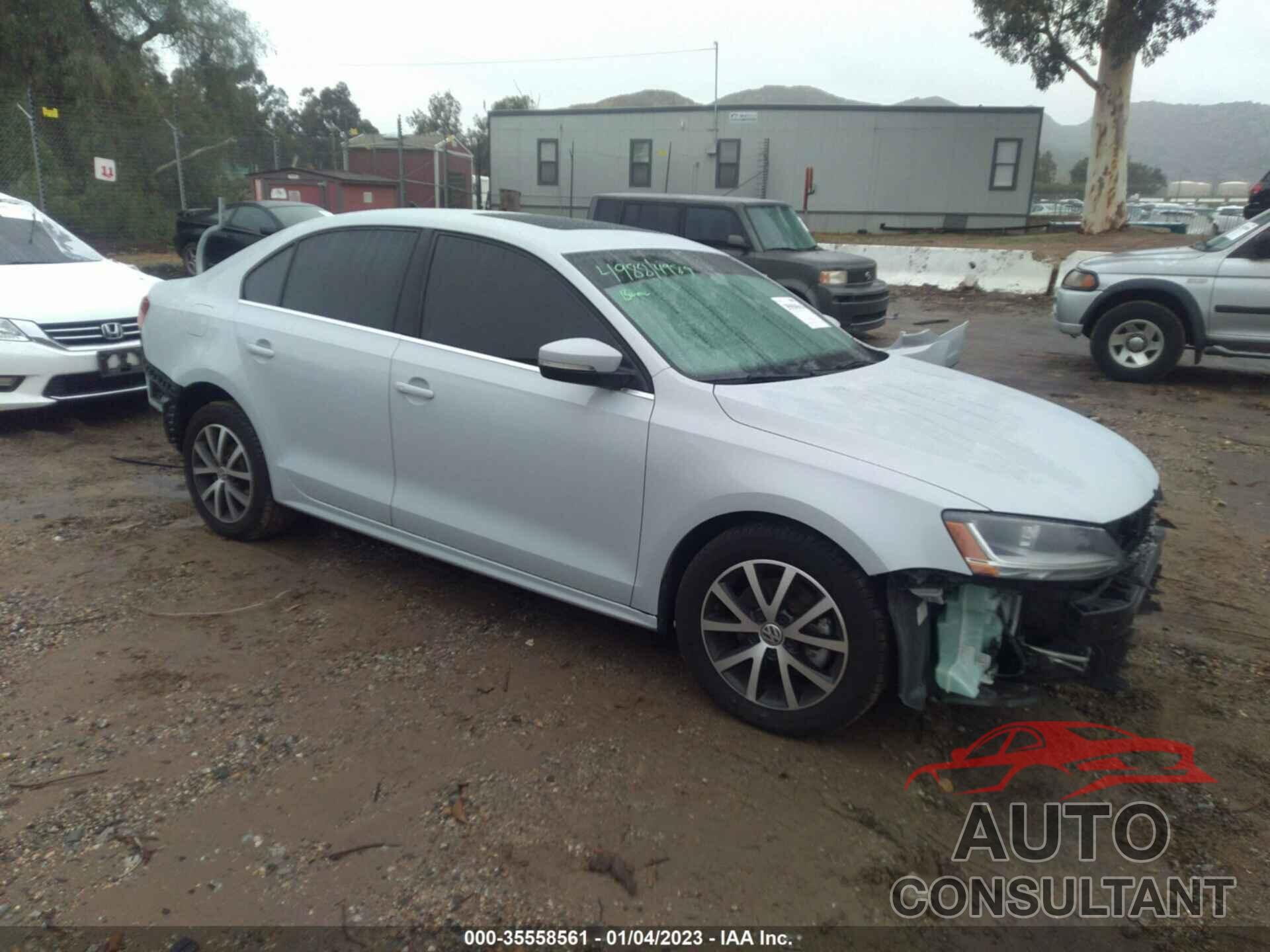 VOLKSWAGEN JETTA 2017 - 3VWDB7AJ8HM312956