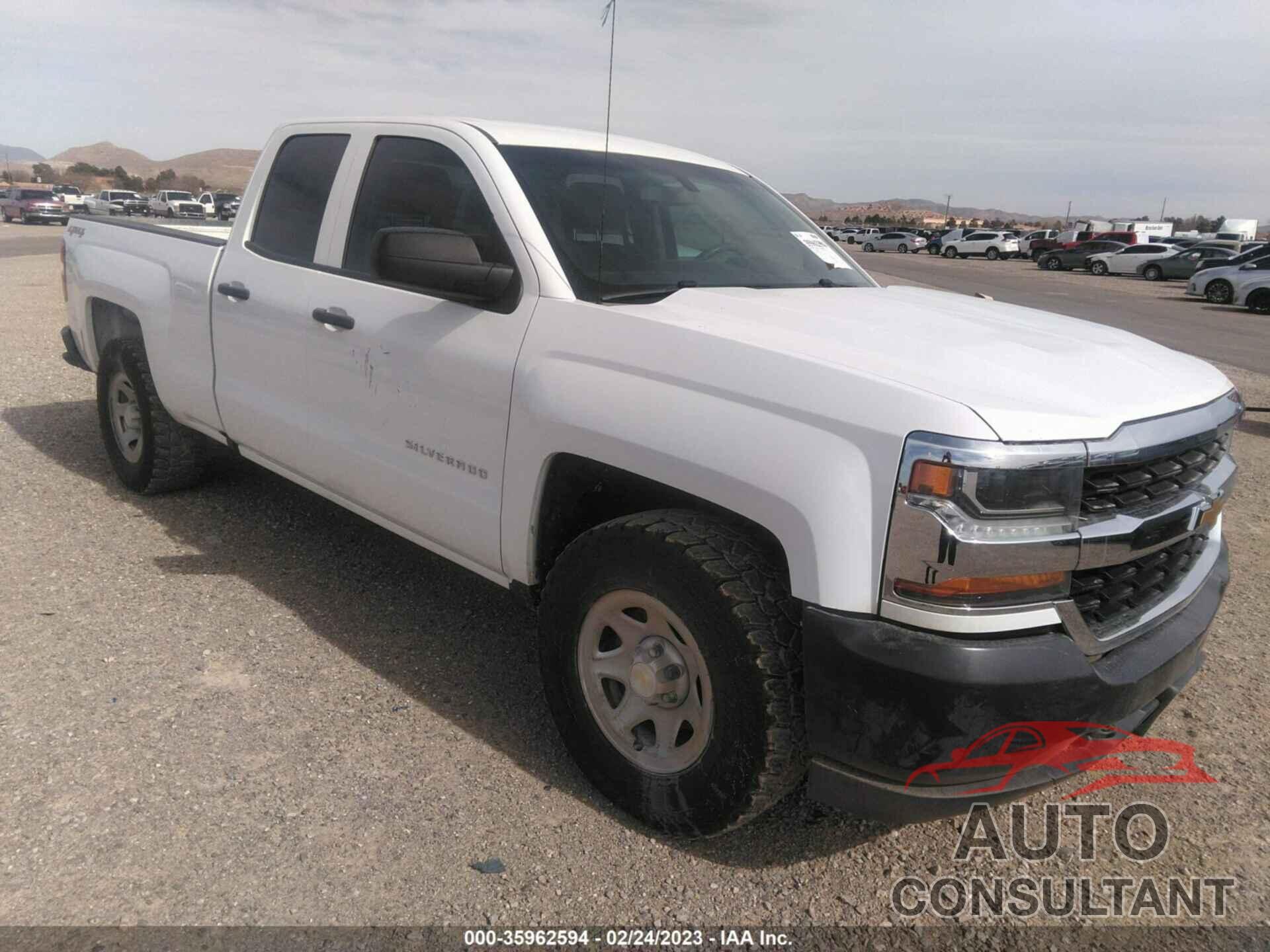 CHEVROLET SILVERADO 1500 2018 - 1GCVKNEC9JZ294902