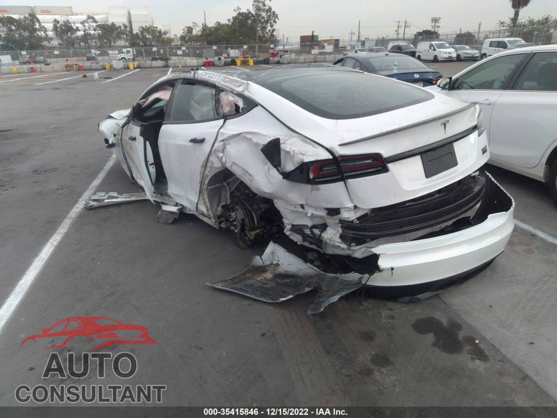 TESLA MODEL S 2022 - 5YJSA1E68NF486221