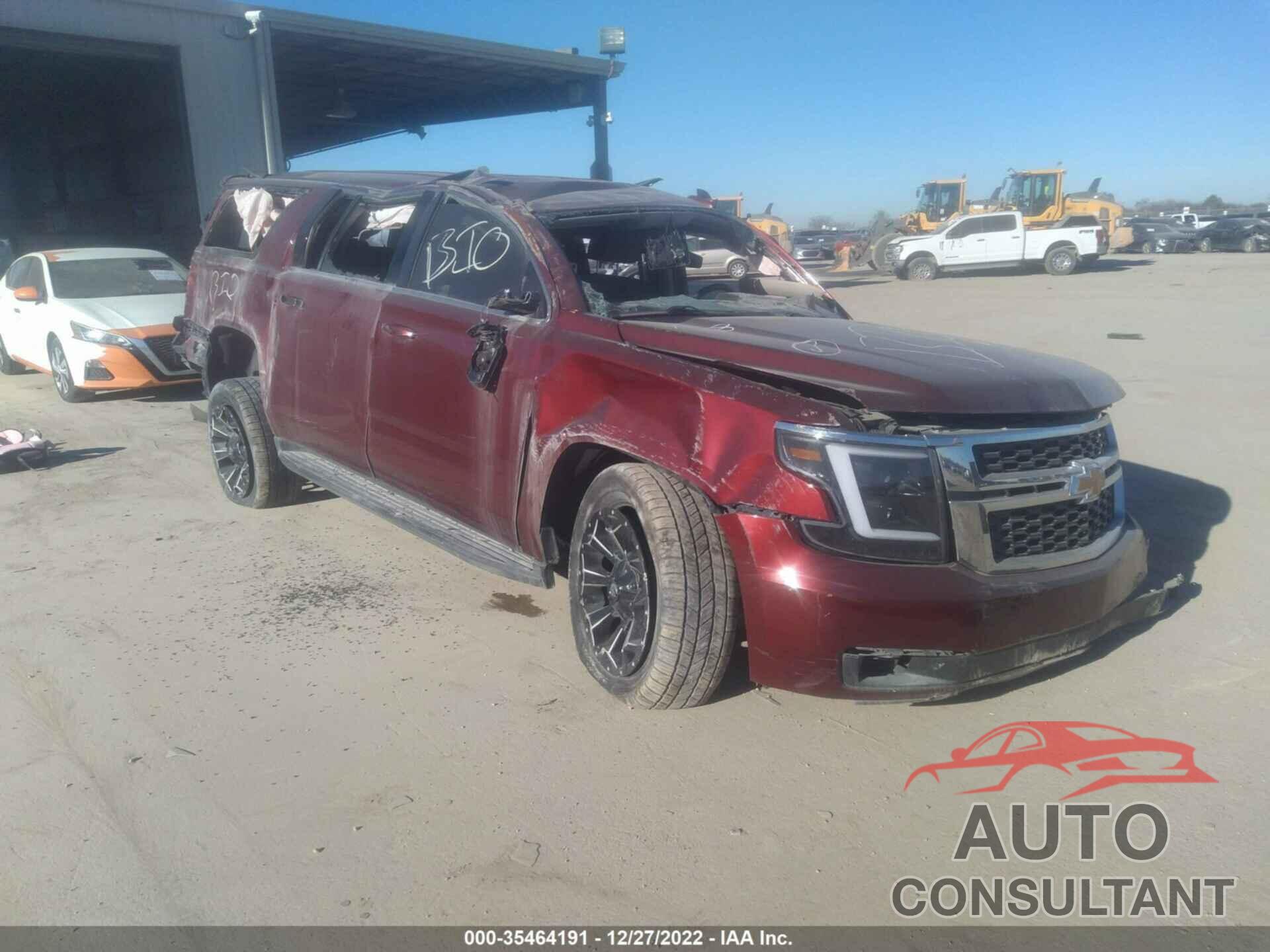 CHEVROLET SUBURBAN 2019 - 1GNSCGKC1KR265158