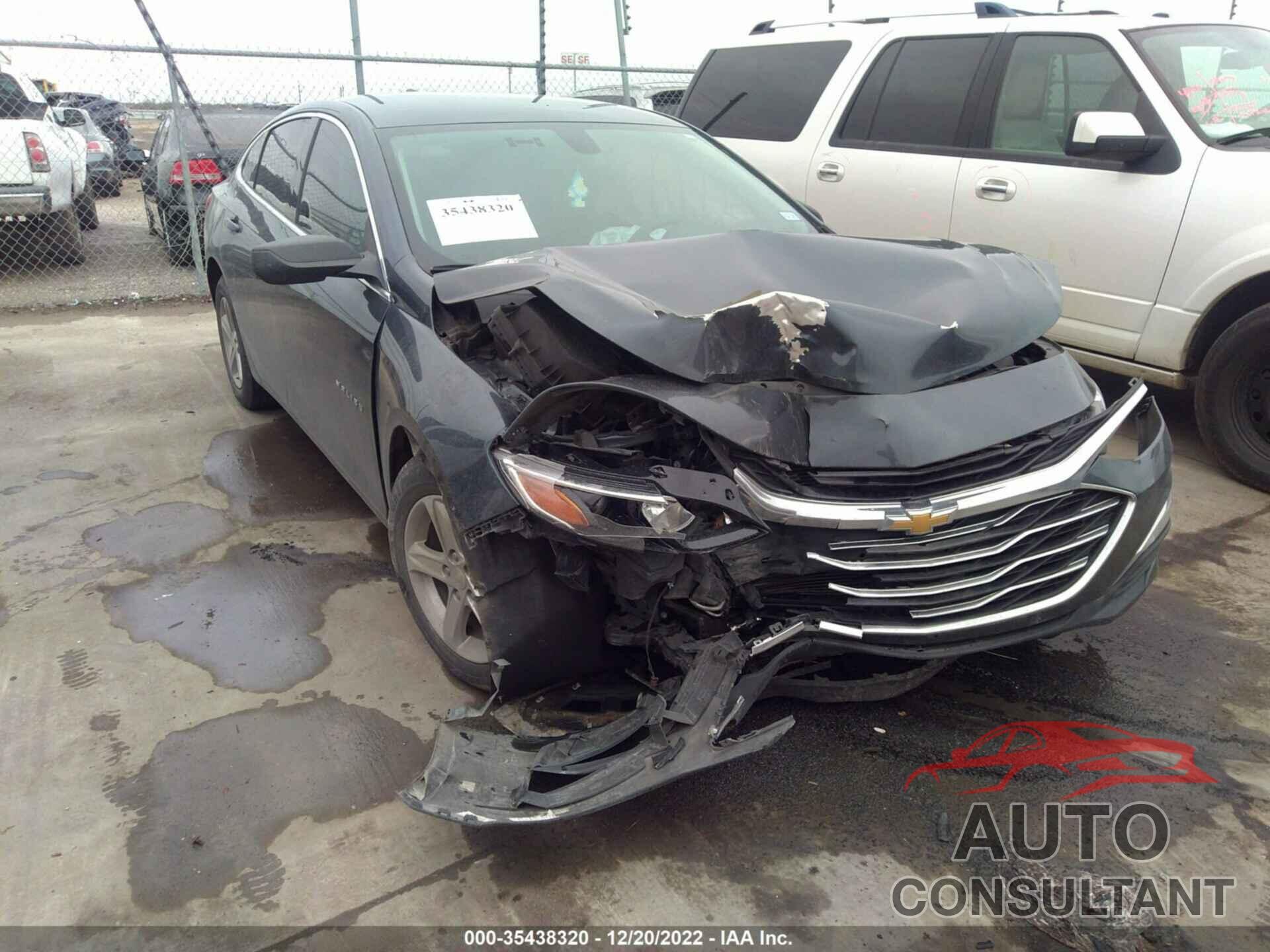 CHEVROLET MALIBU 2019 - 1G1ZC5ST0KF181662