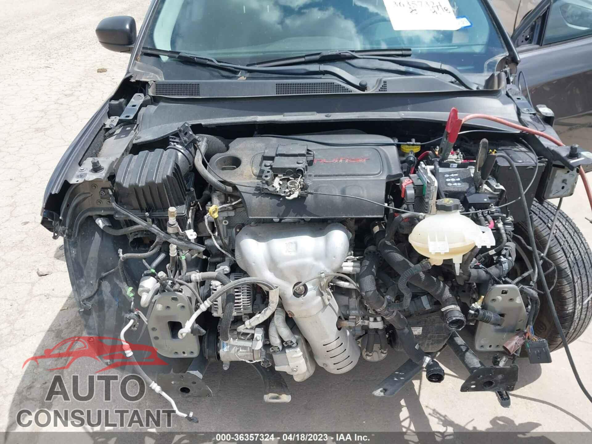 JEEP COMPASS 2018 - 3C4NJCAB1JT182526