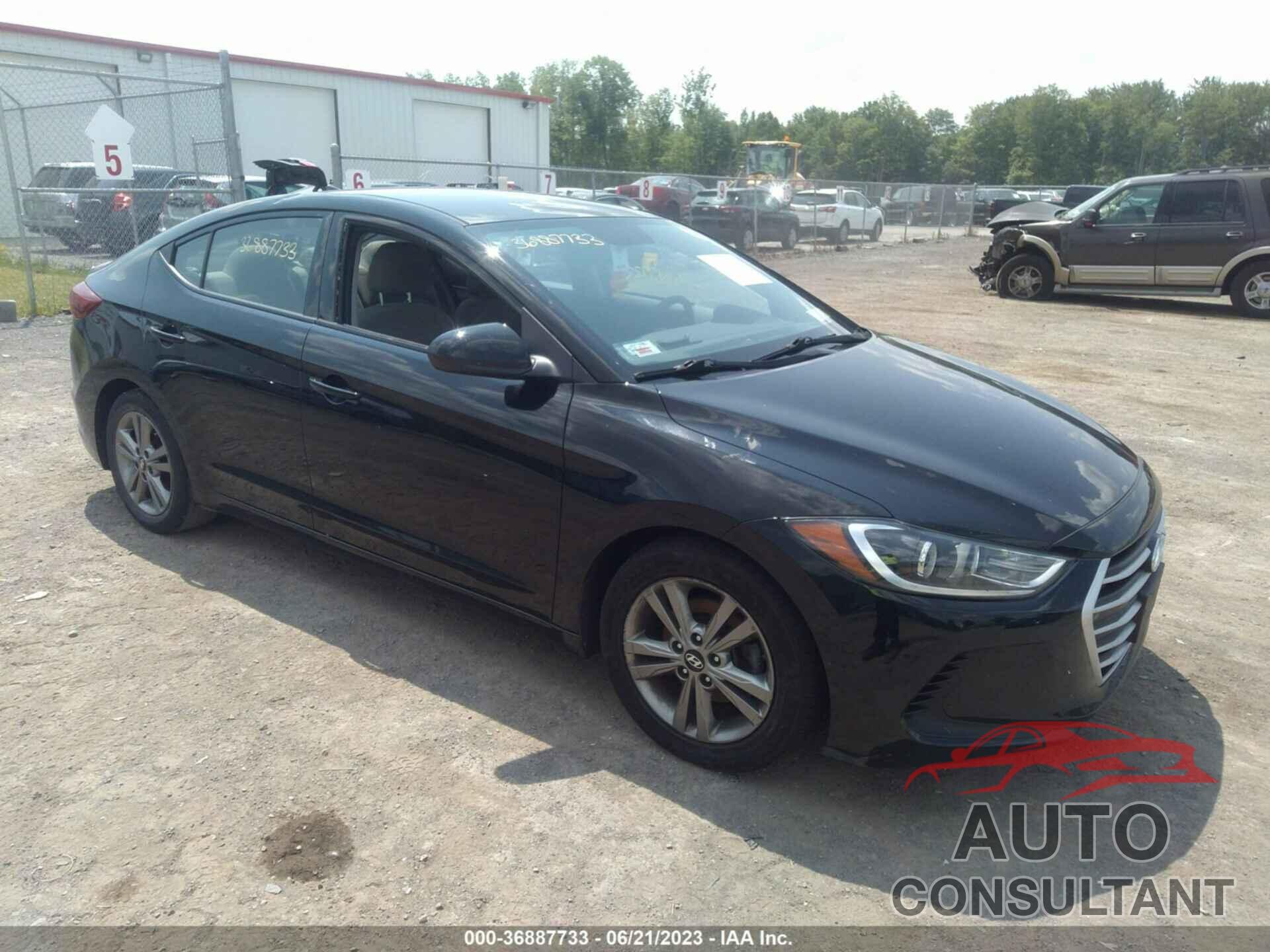 HYUNDAI ELANTRA 2018 - 5NPD84LF8JH361255