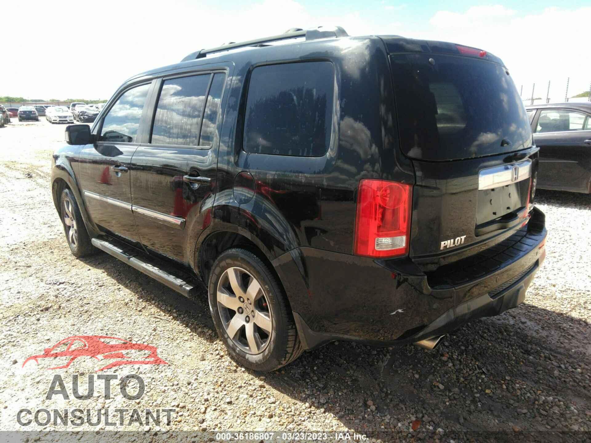 HONDA PILOT 2015 - 5FNYF3H99FB007478