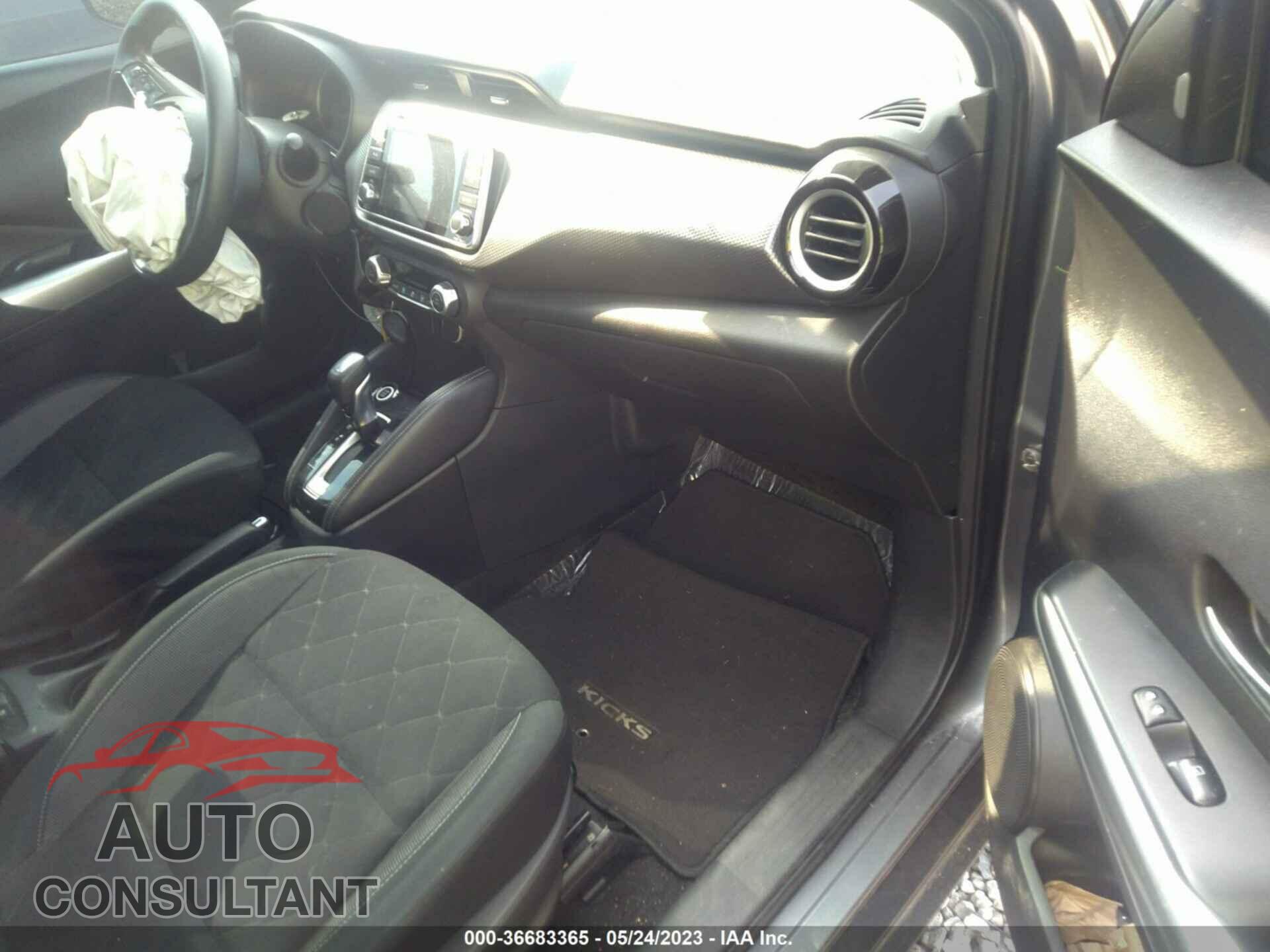 NISSAN KICKS 2019 - 3N1CP5CU3KL517855
