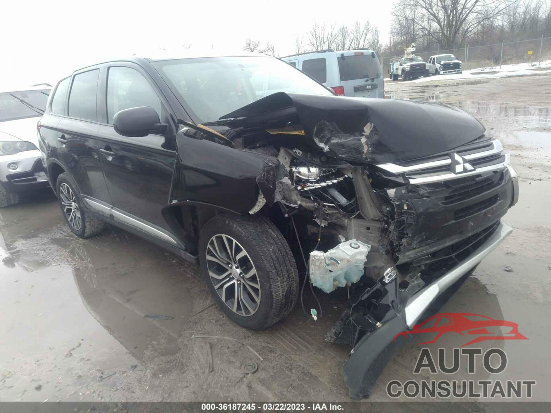MITSUBISHI OUTLANDER 2018 - JA4AZ3A33JZ059345