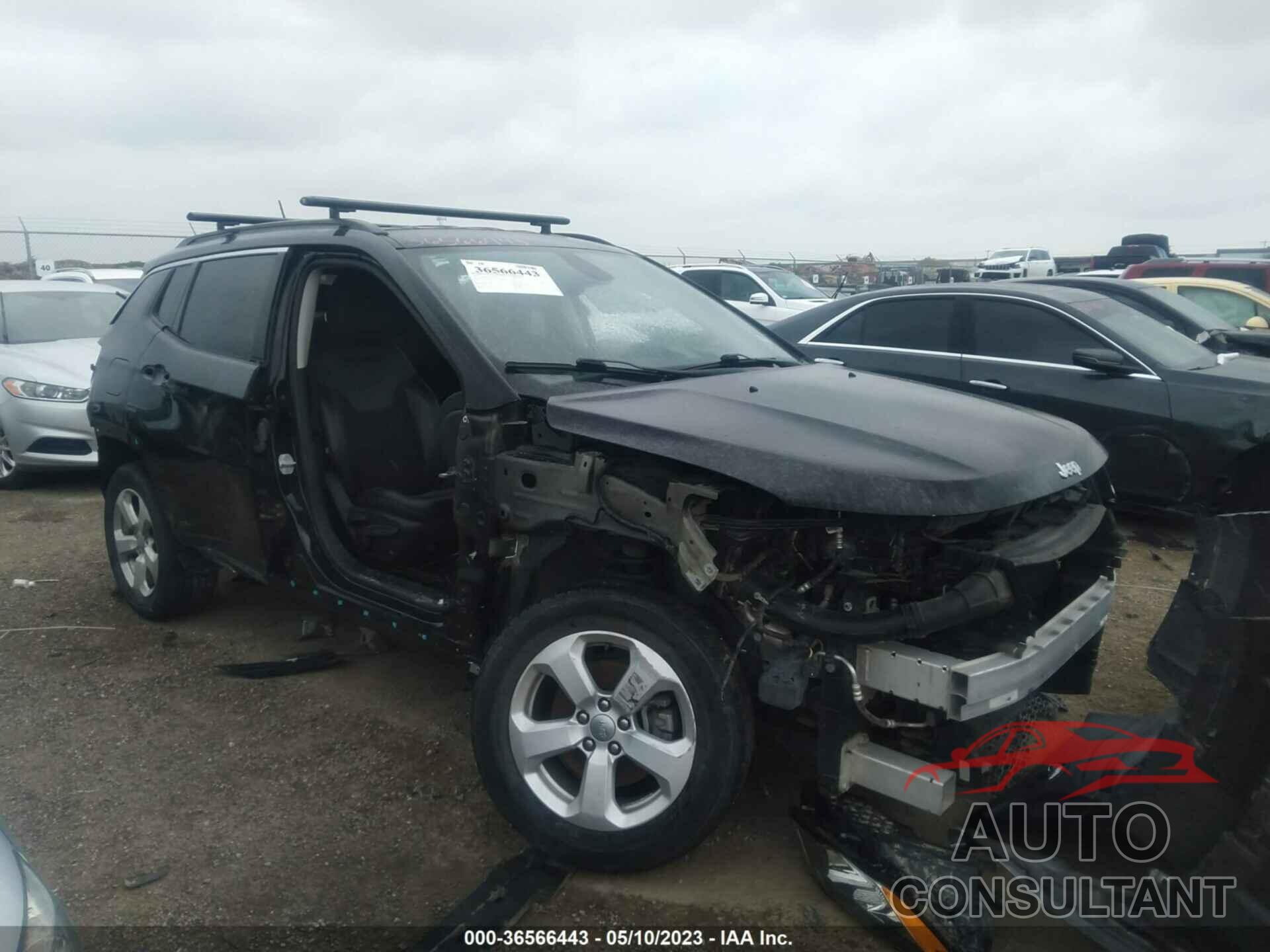 JEEP COMPASS 2018 - 3C4NJDBB3JT238244