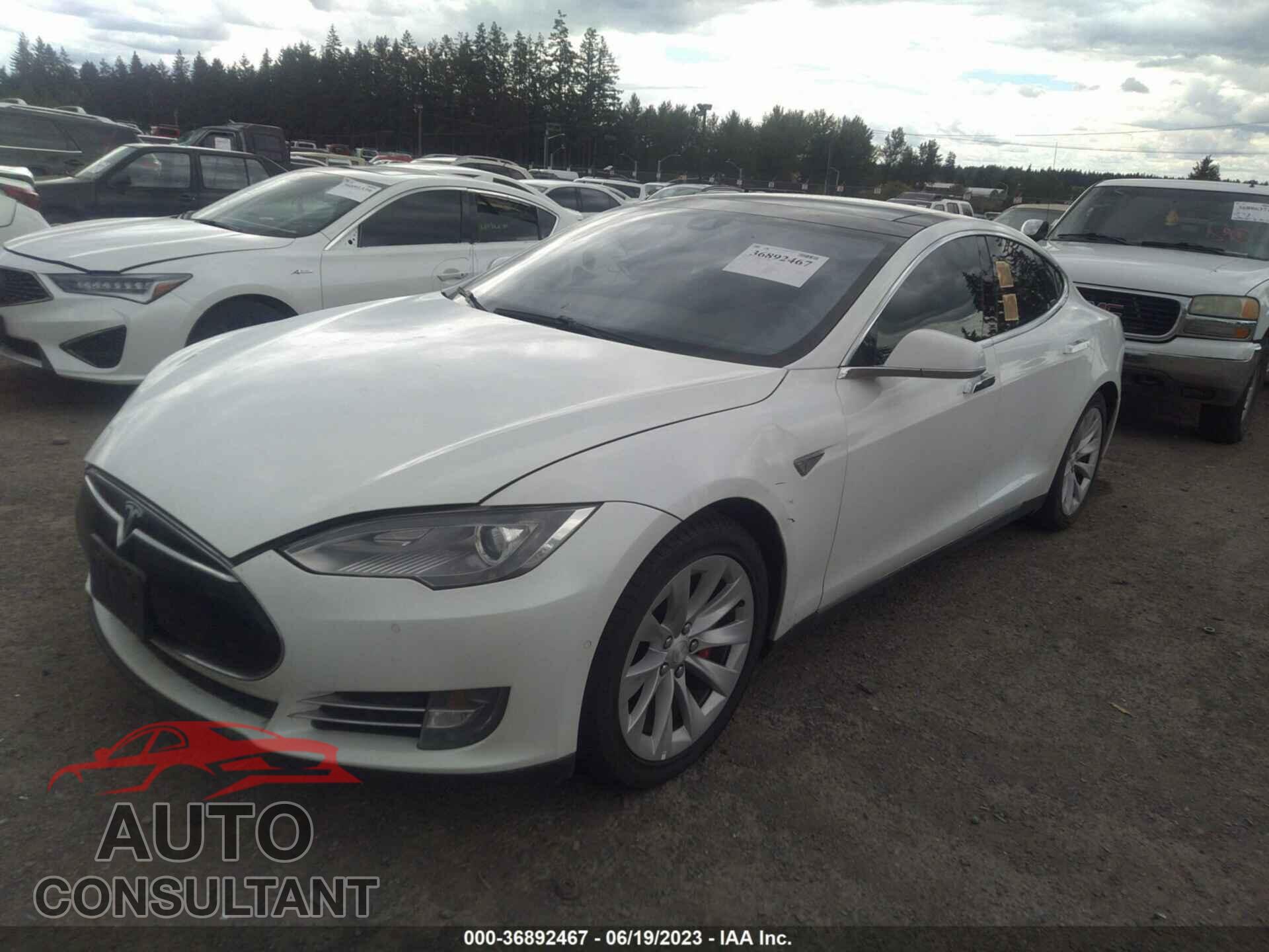 TESLA MODEL S 2015 - 5YJSA1H4XFF082543