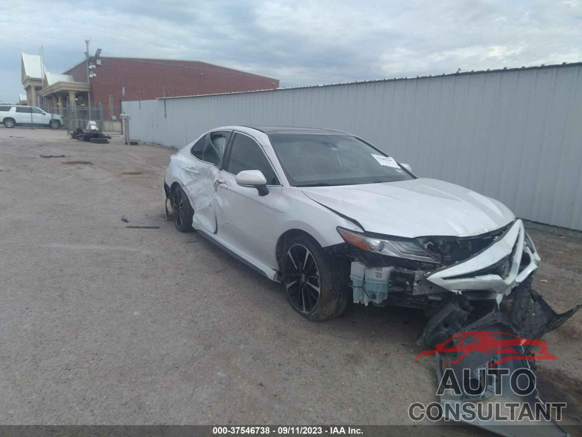 TOYOTA CAMRY 2019 - 4T1B61HK6KU855103
