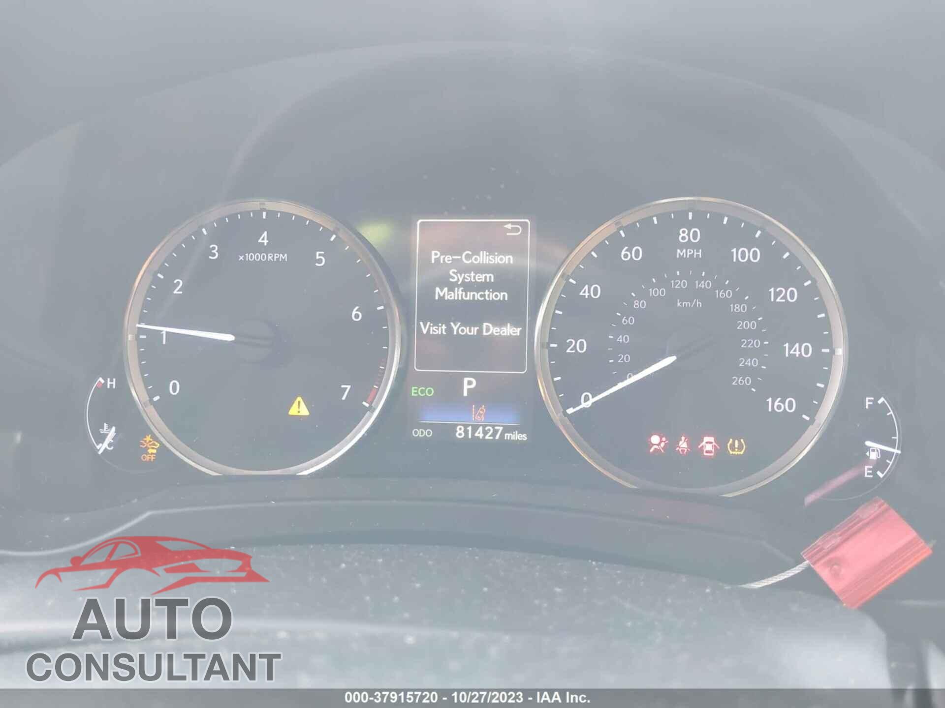 LEXUS IS 2018 - JTHC81D24J5025963