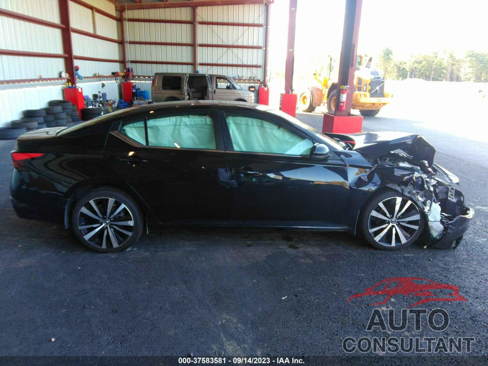 NISSAN ALTIMA 2019 - 1N4BL4CW9KN317326