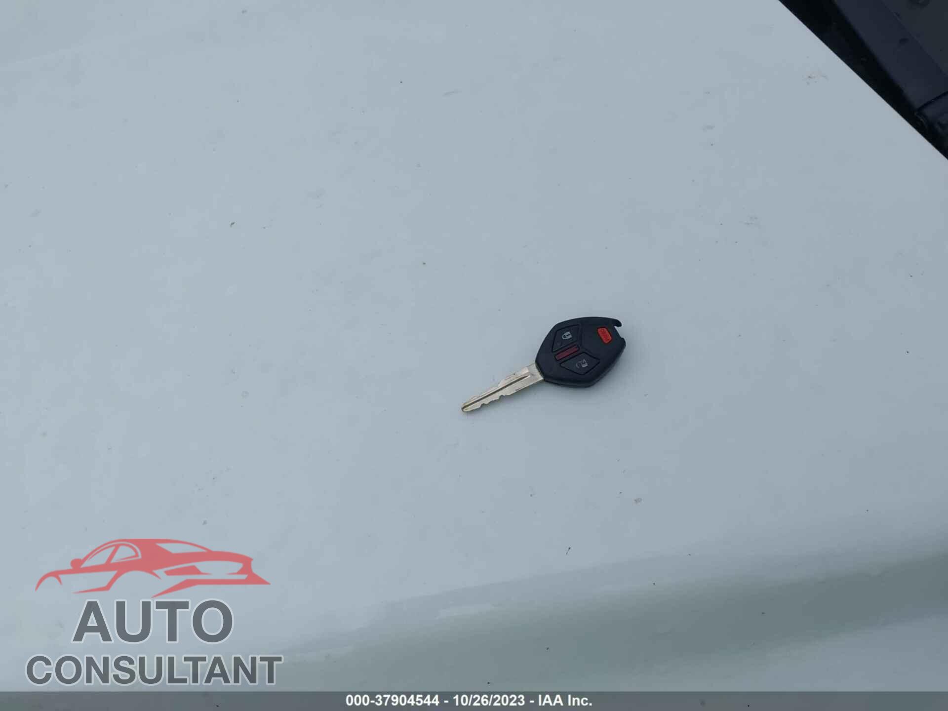 MITSUBISHI MIRAGE 2015 - ML32A3HJ2FH041893