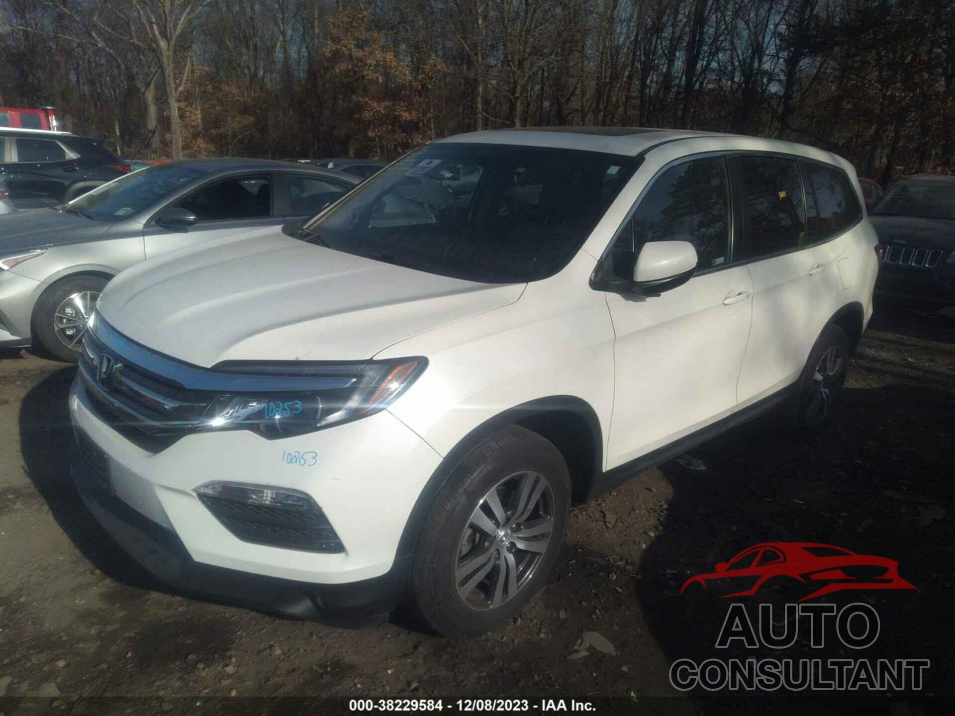 HONDA PILOT 2018 - 5FNYF5H54JB016011