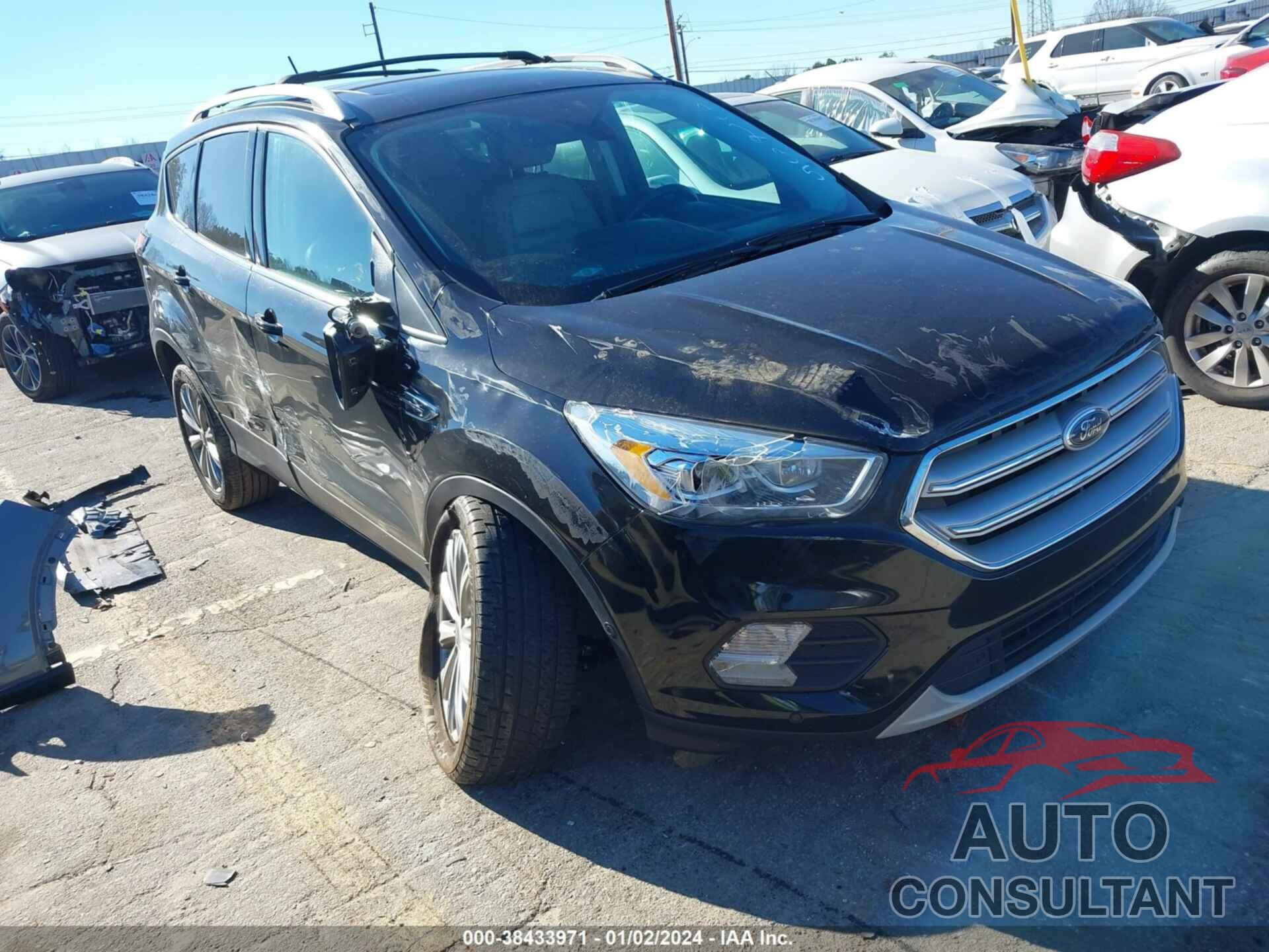 FORD ESCAPE 2018 - 1FMCU0J98JUB03235