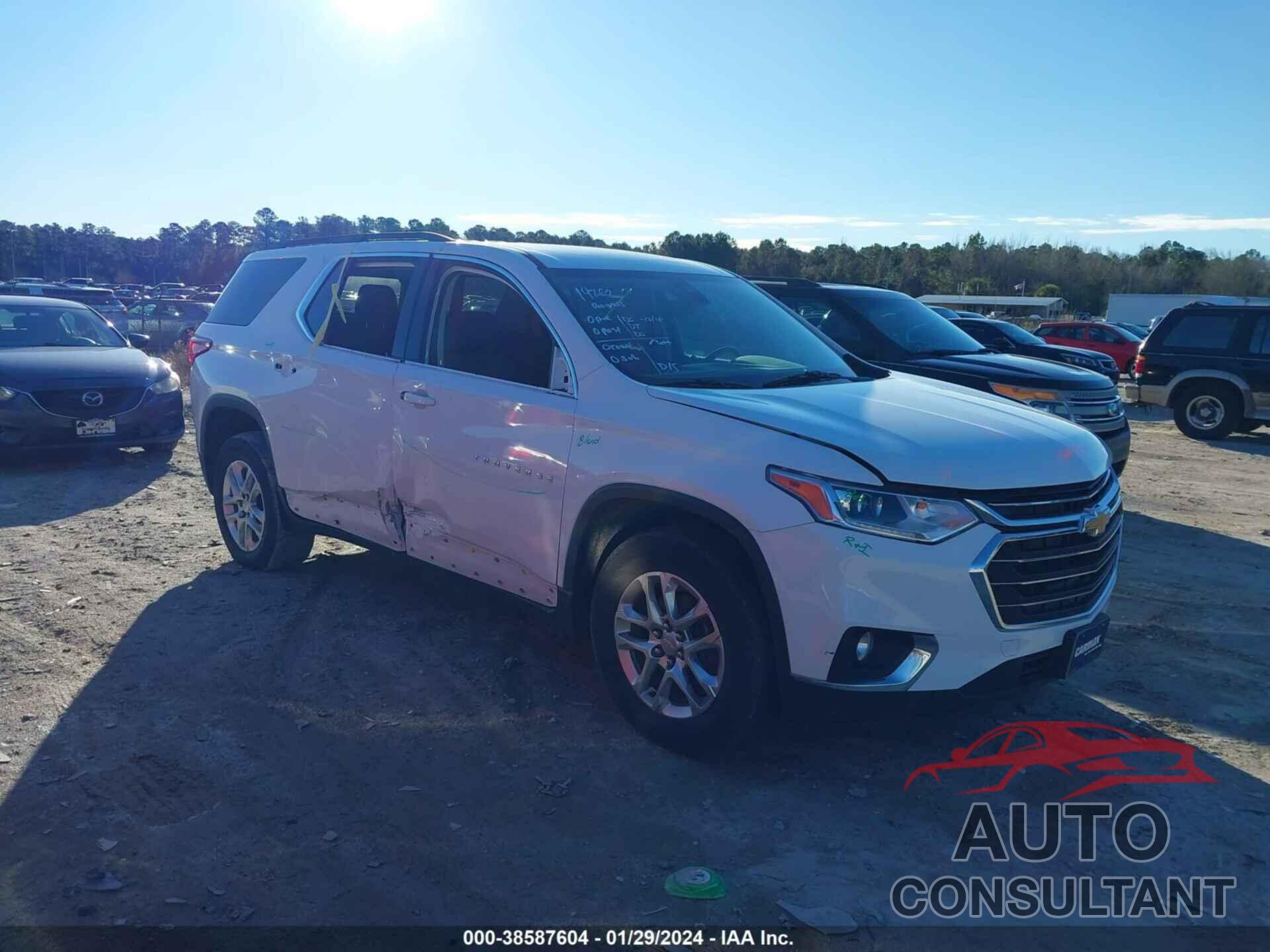 CHEVROLET TRAVERSE 2020 - 1GNEVGKW6LJ242038