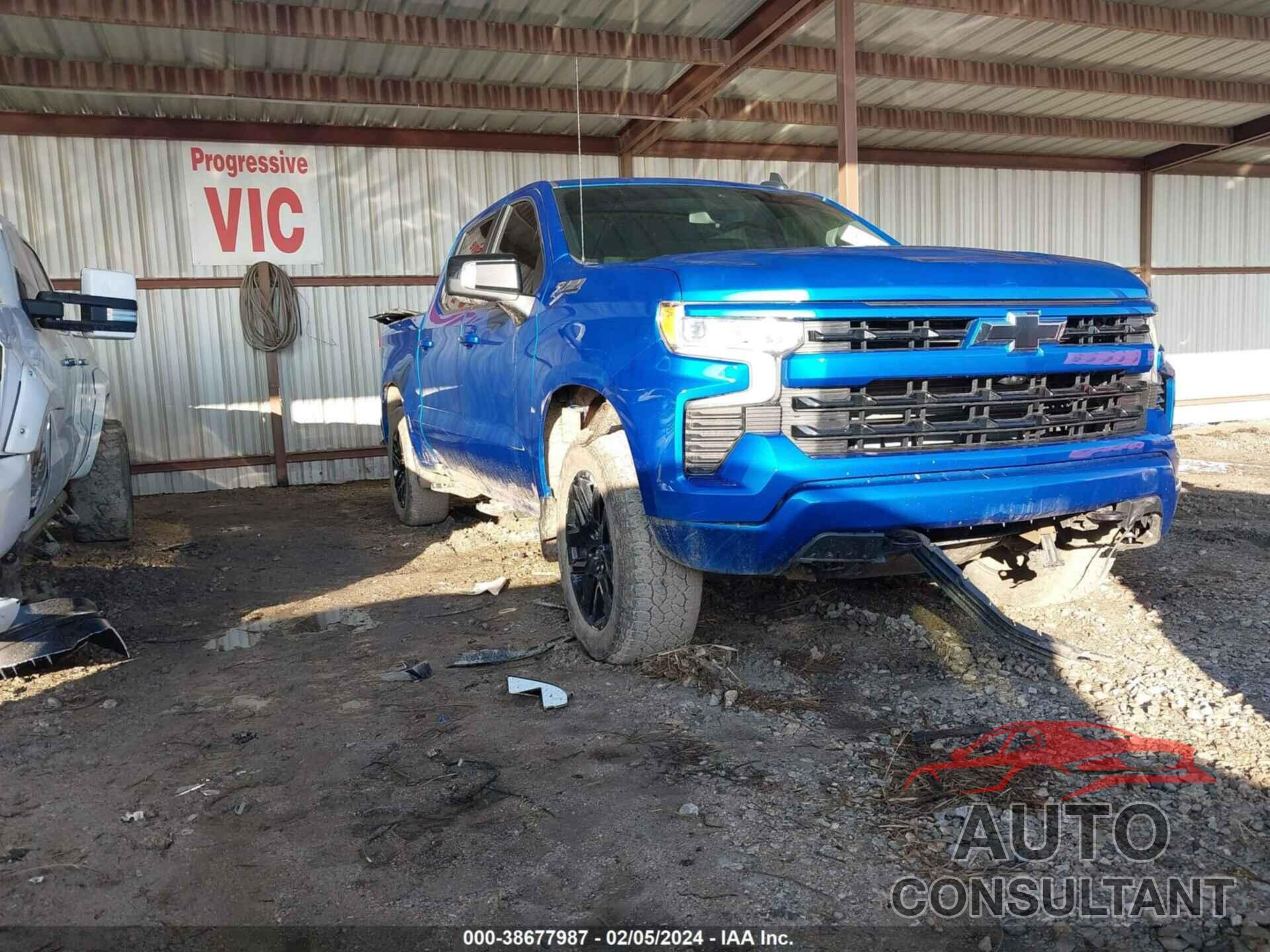 CHEVROLET SILVERADO 1500 2022 - 1GCUDEEDXNZ582528