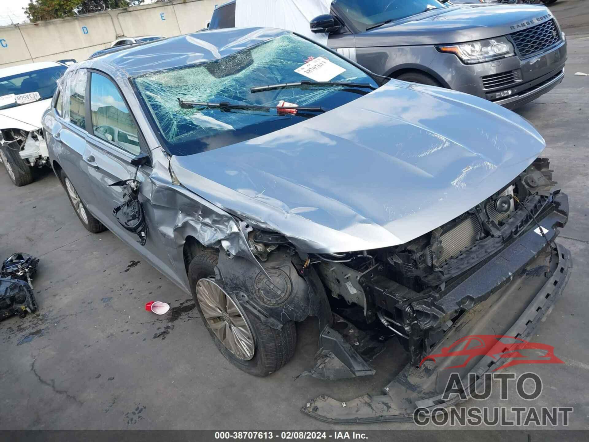VOLKSWAGEN JETTA 2020 - 3VWN57BU5LM083651