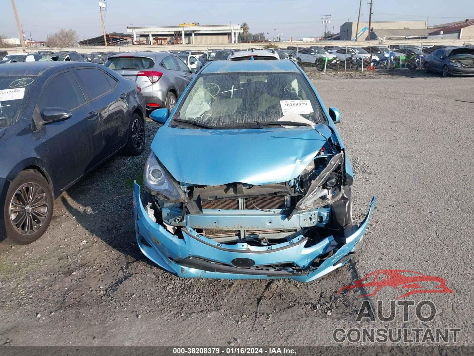 TOYOTA PRIUS C 2016 - JTDKDTB39G1589382