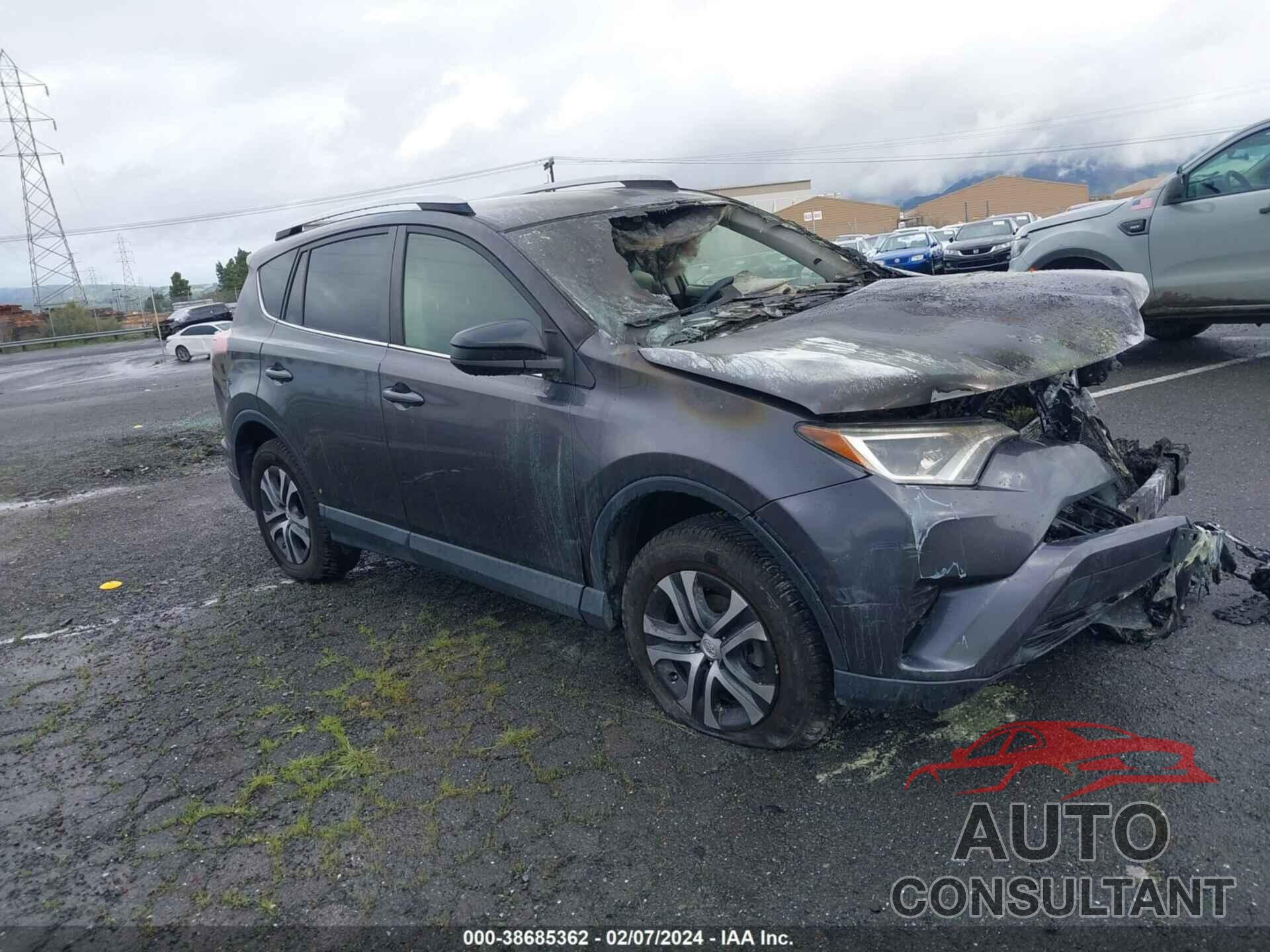 TOYOTA RAV4 2016 - JTMZFREV1GJ087958