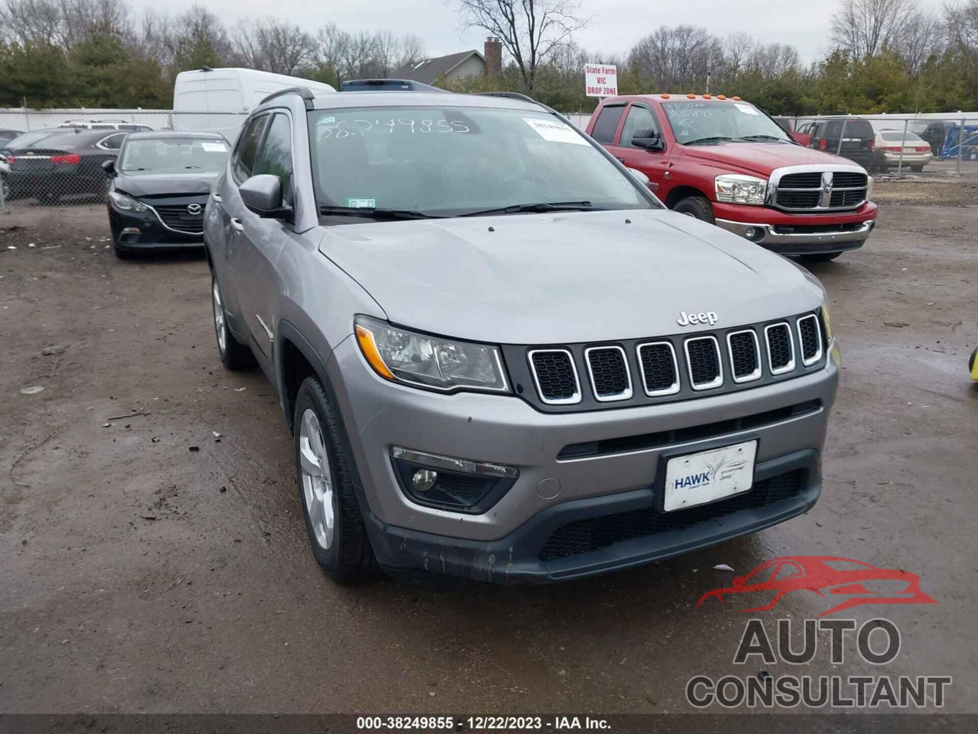 JEEP COMPASS 2018 - 3C4NJDBB5JT192352