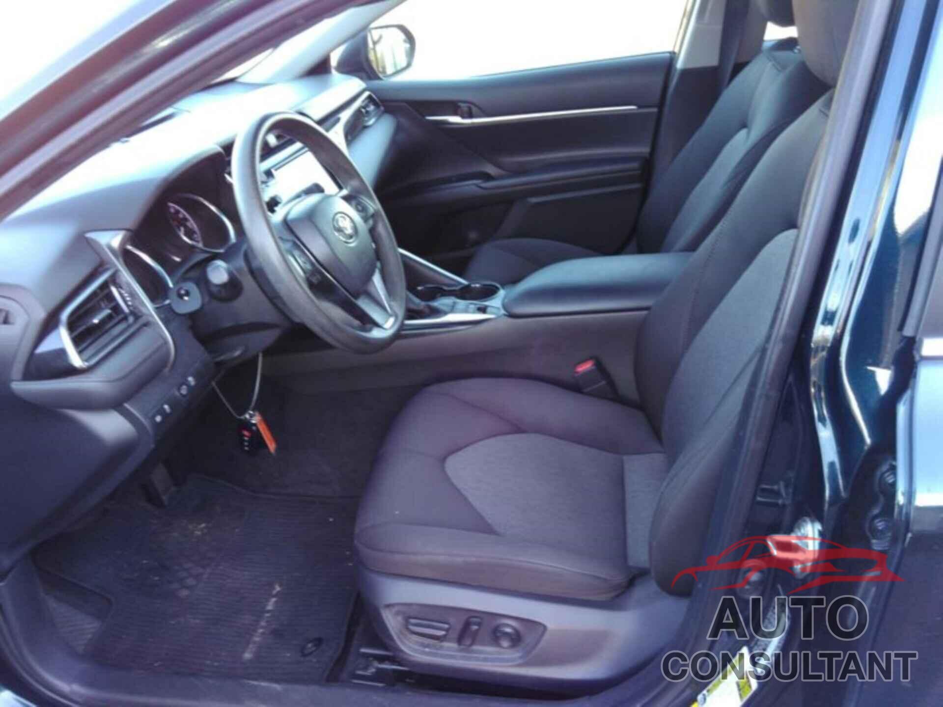 TOYOTA CAMRY 2019 - 4T1B31HK3KU510247