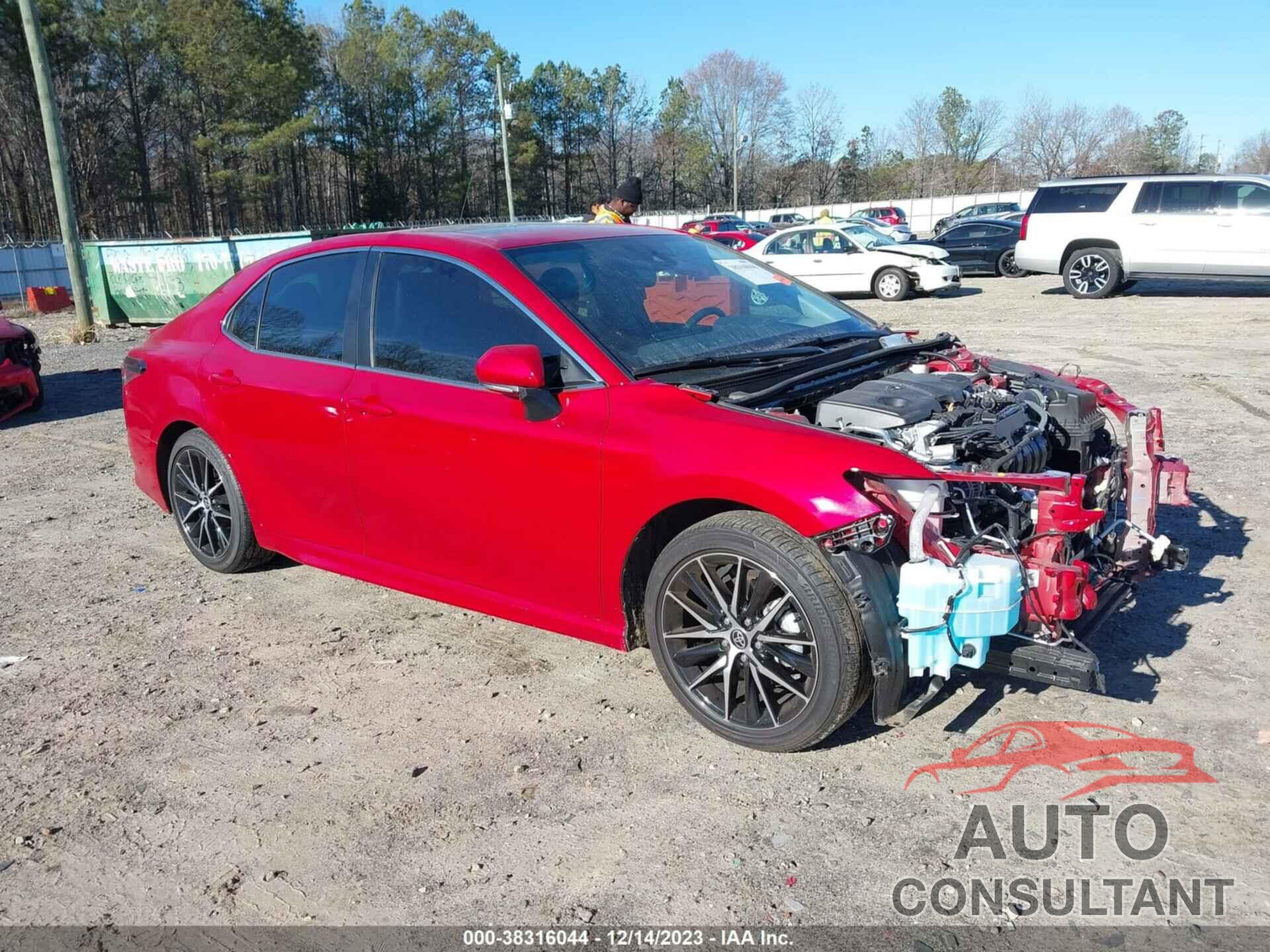 TOYOTA CAMRY 2022 - 4T1T11AK9NU044672