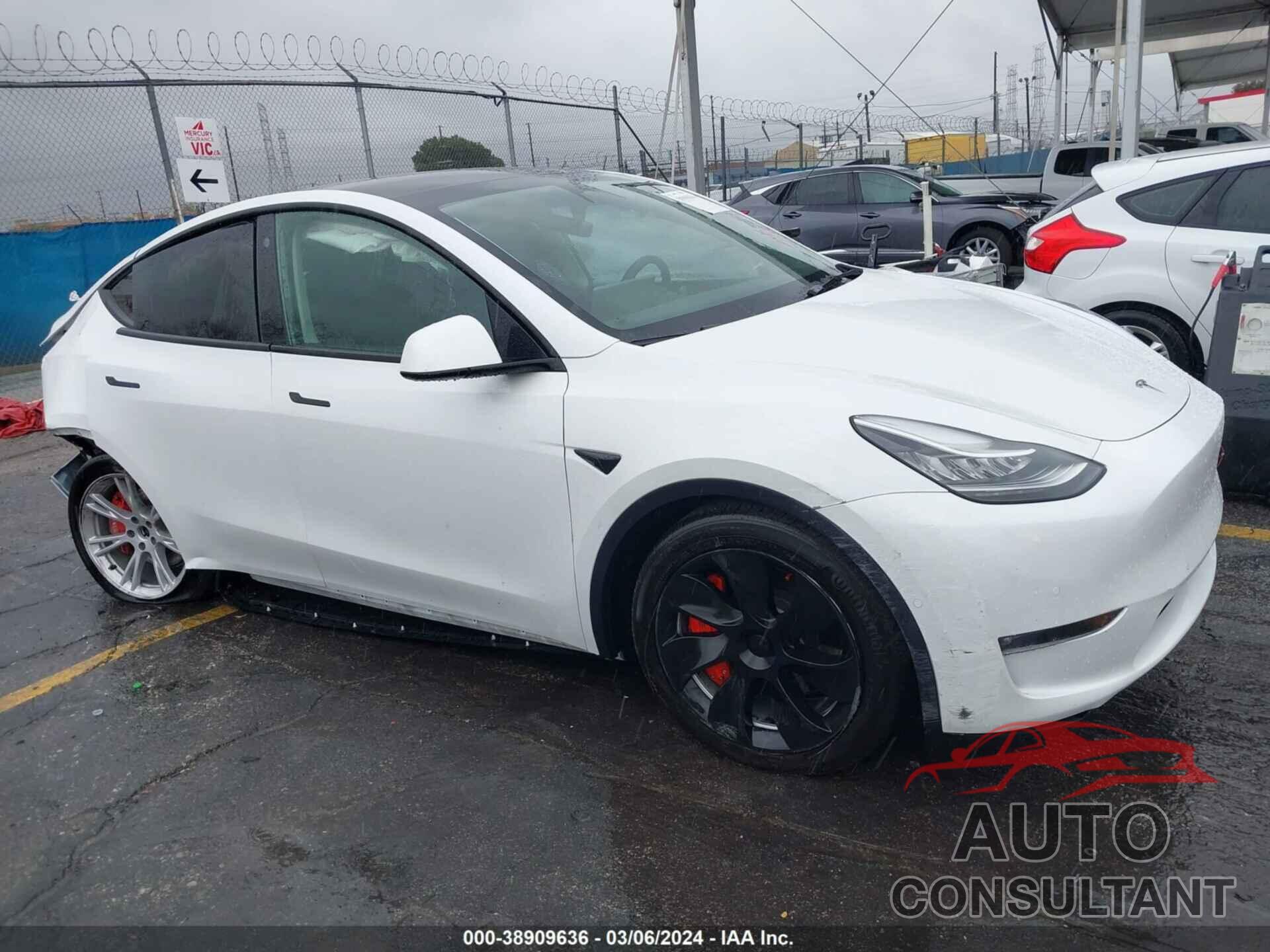 TESLA MODEL Y 2023 - 7SAYGDEE5PF587336