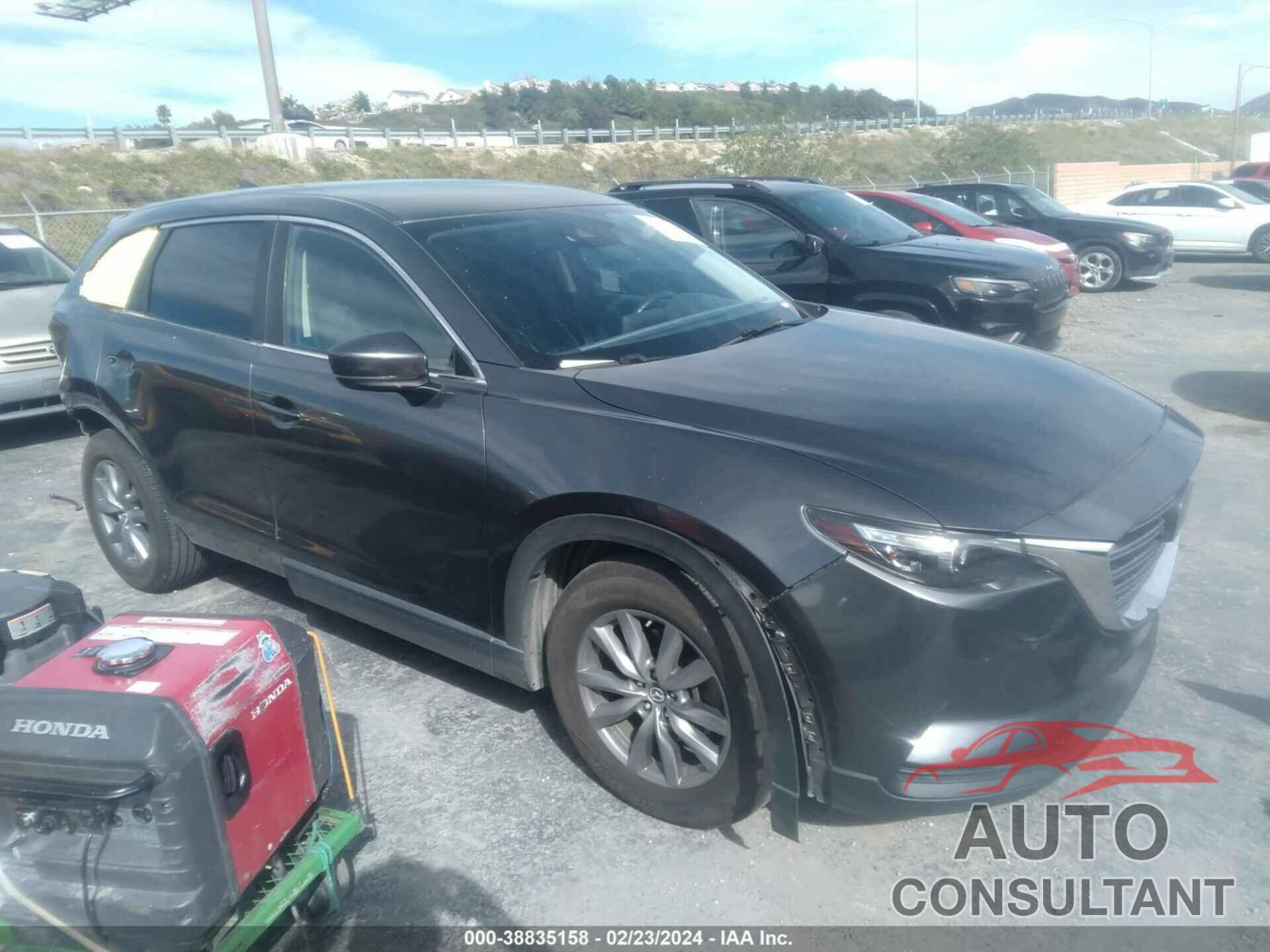 MAZDA CX-9 2018 - JM3TCABY0J0235570